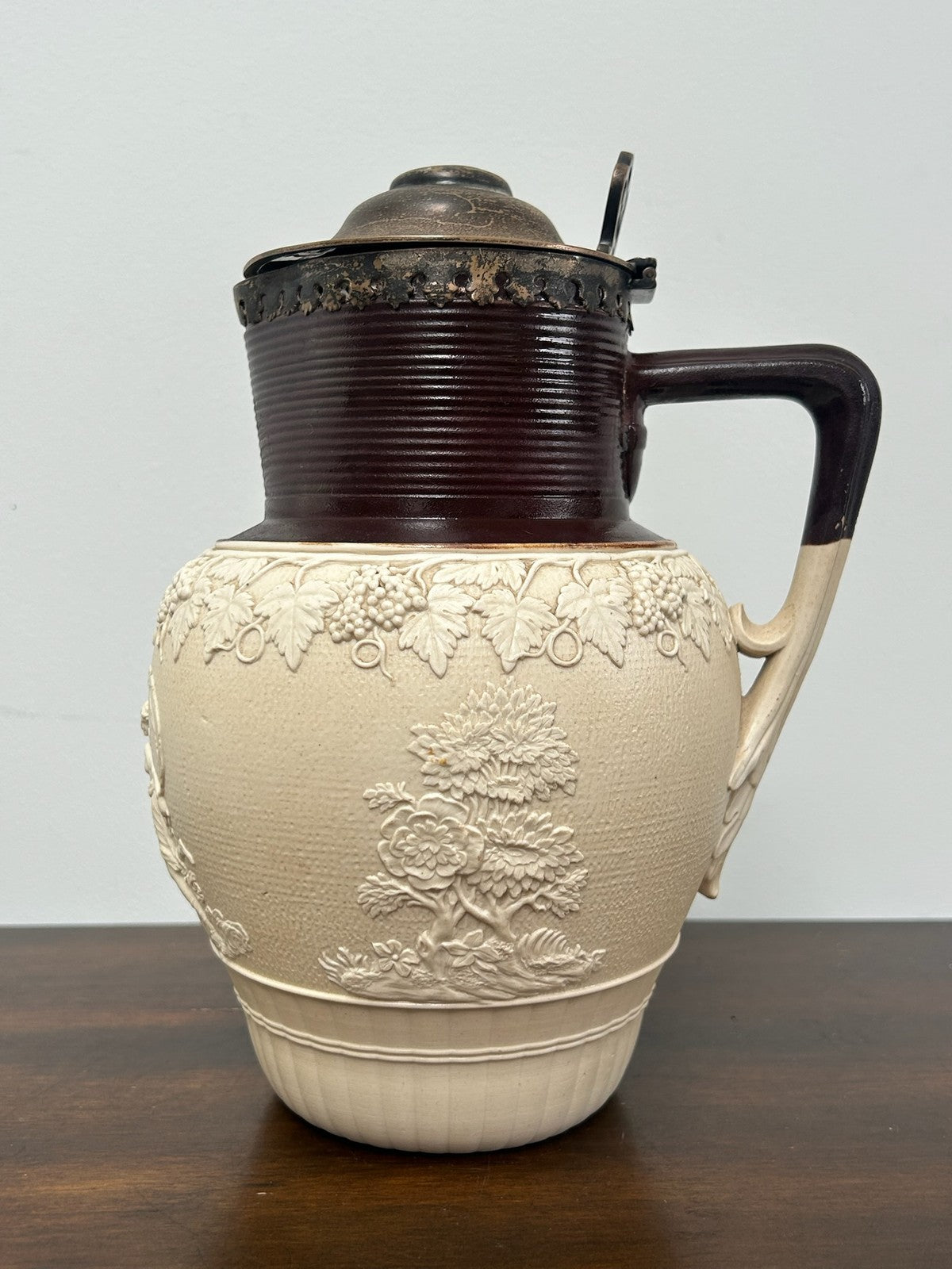 Large Turner Stoneware Jug Silver Lid 23cm Sprigged Relief Georgian c18002