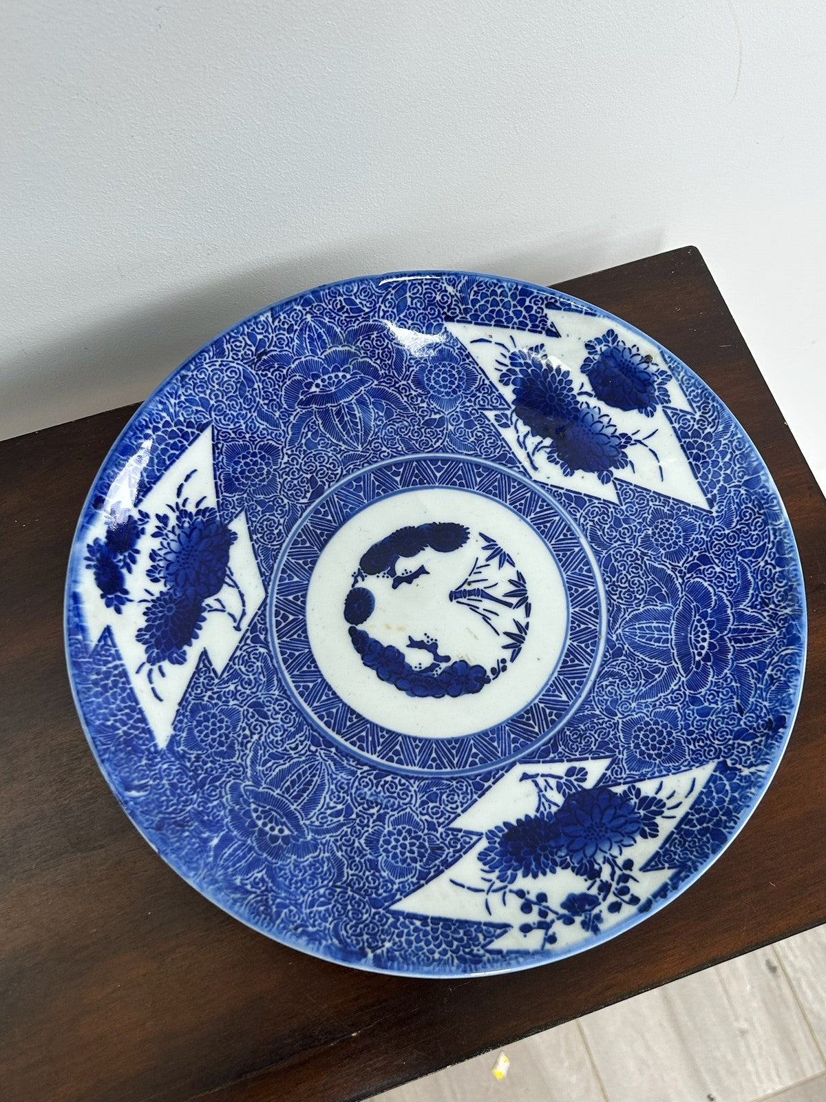 Japanese Arita Blue & White Transfer Plate Roundel & Border 28cm0