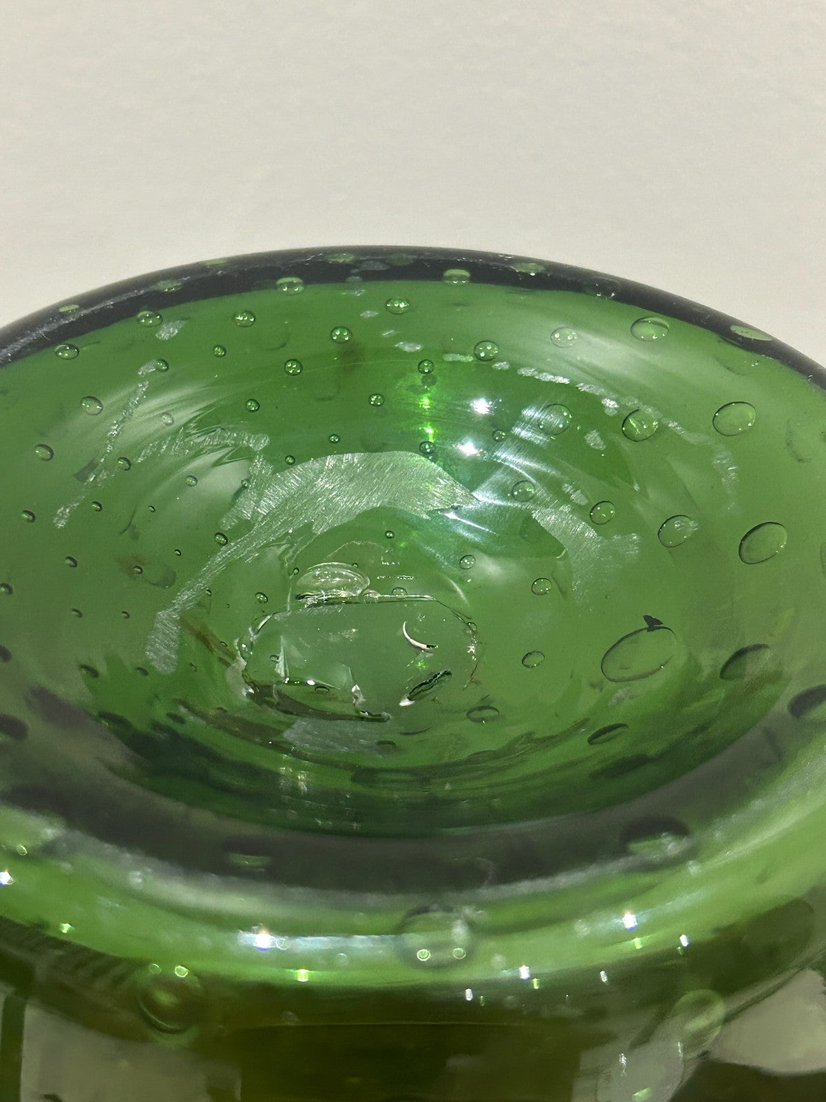 Green Art Glass Beaker Vase Controlled Bubbles Moulded Leaves8