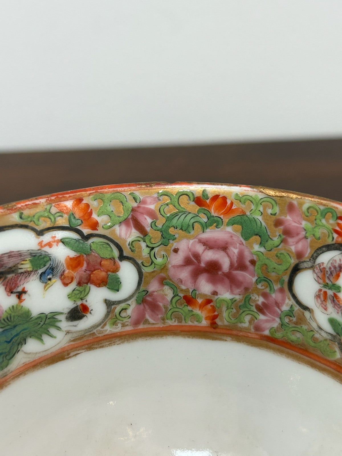 Antique Chinese Canton Famille Rose Tea Cup Figural Panels Gilt 19thC5