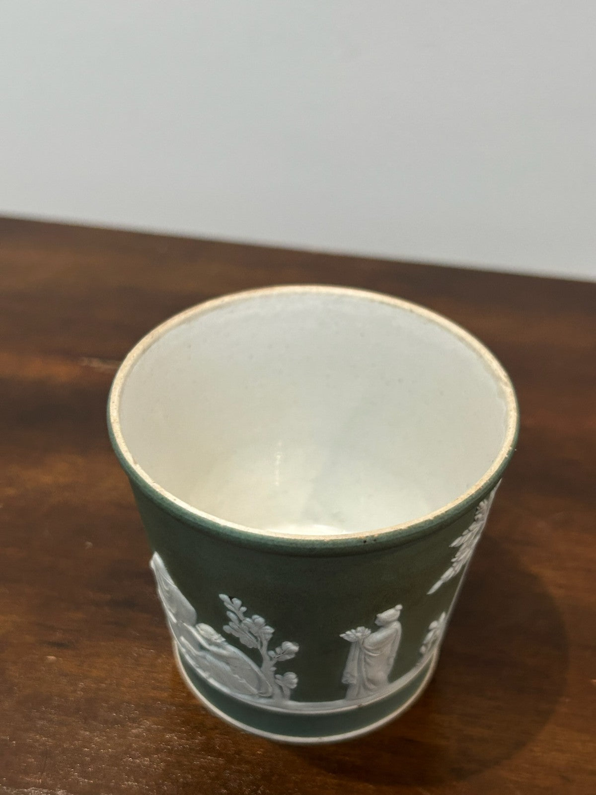 Wedgwood Sage Green Jasper Dip Jardiniere Cache Pot White Classical Figures4