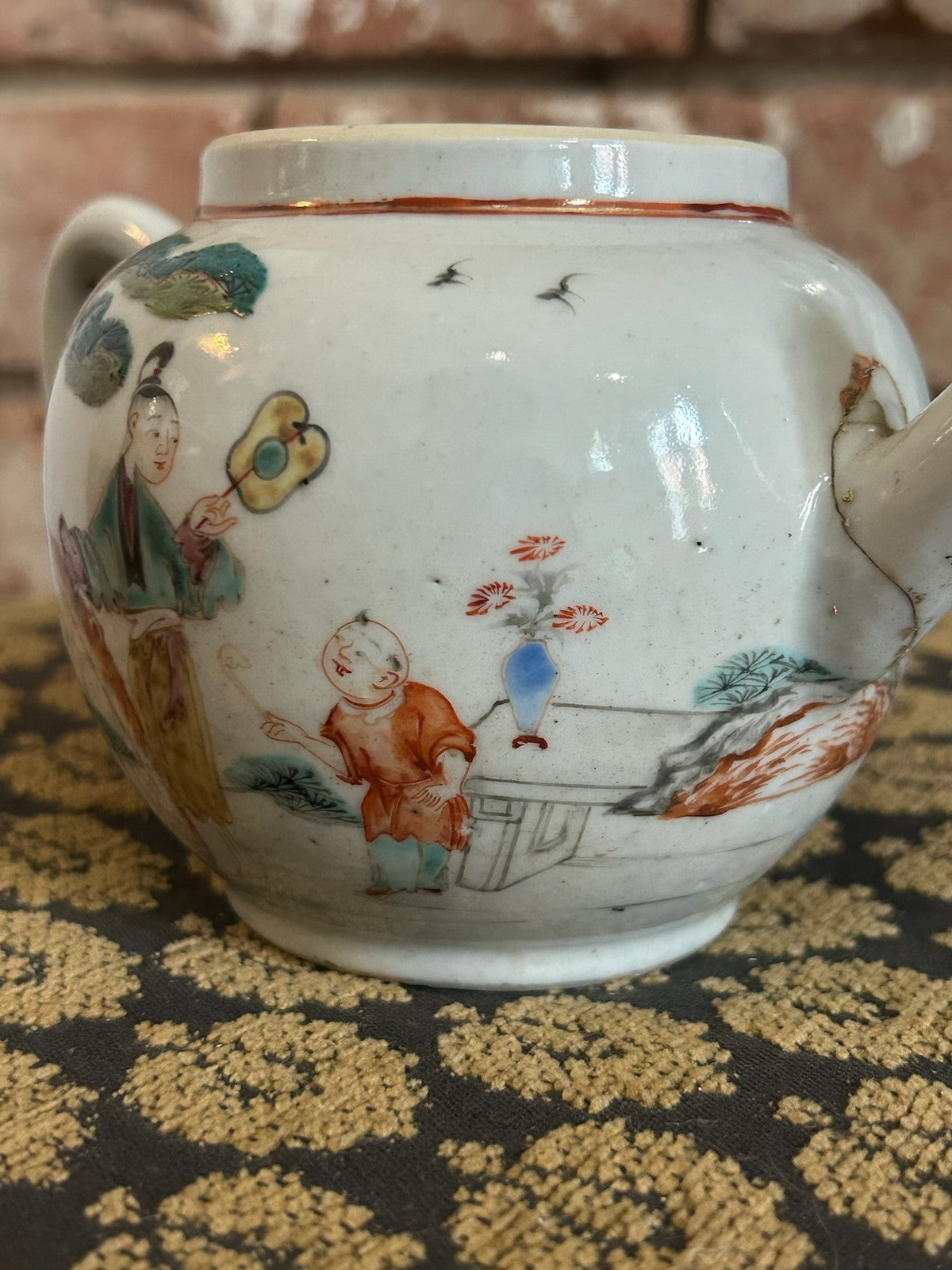 Antique Chinese Export Famille Rose Teapot Figures Under Tree Hand Painted9