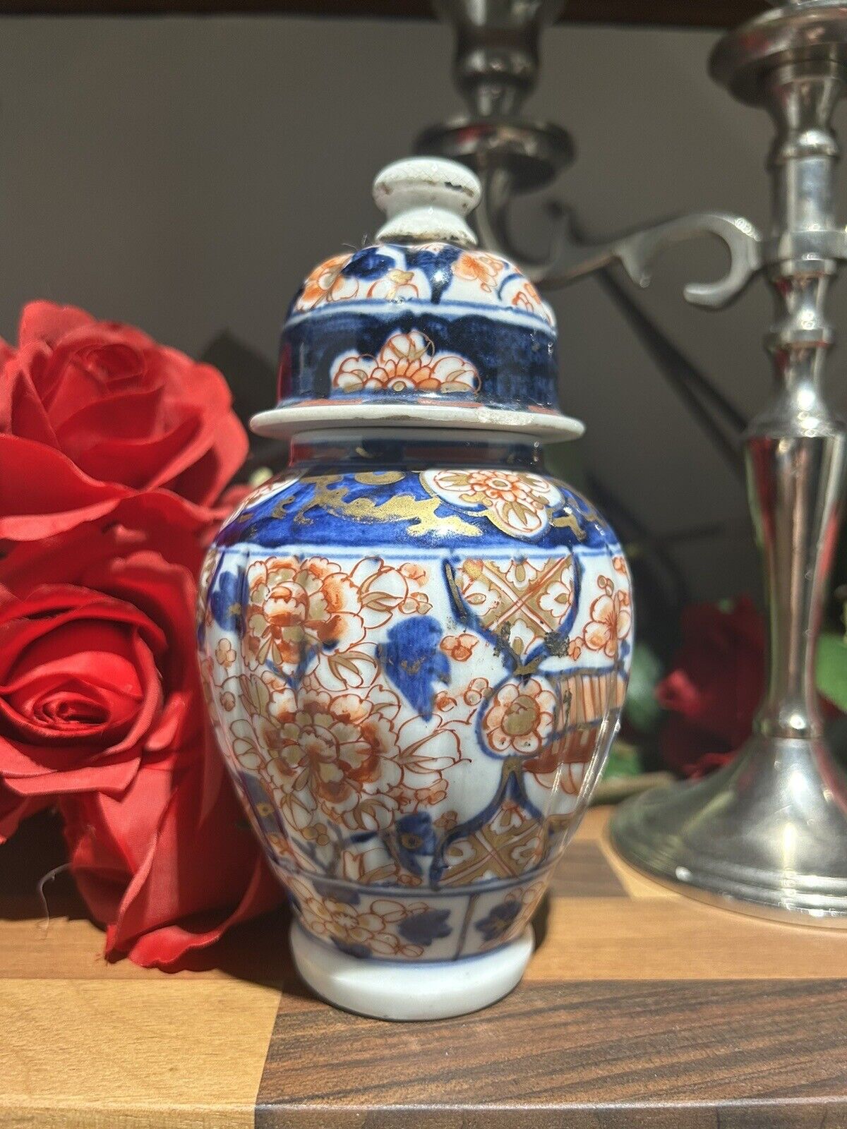 Quality Antique Japanese Imari Lidded Vase