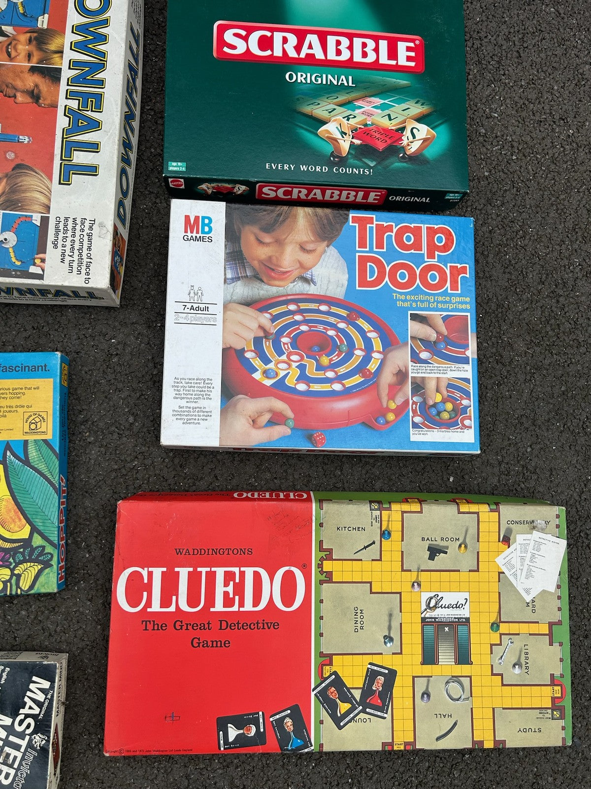 Job Lot of Various Vintage Board Games As Found Cluedo Twister Battleship7