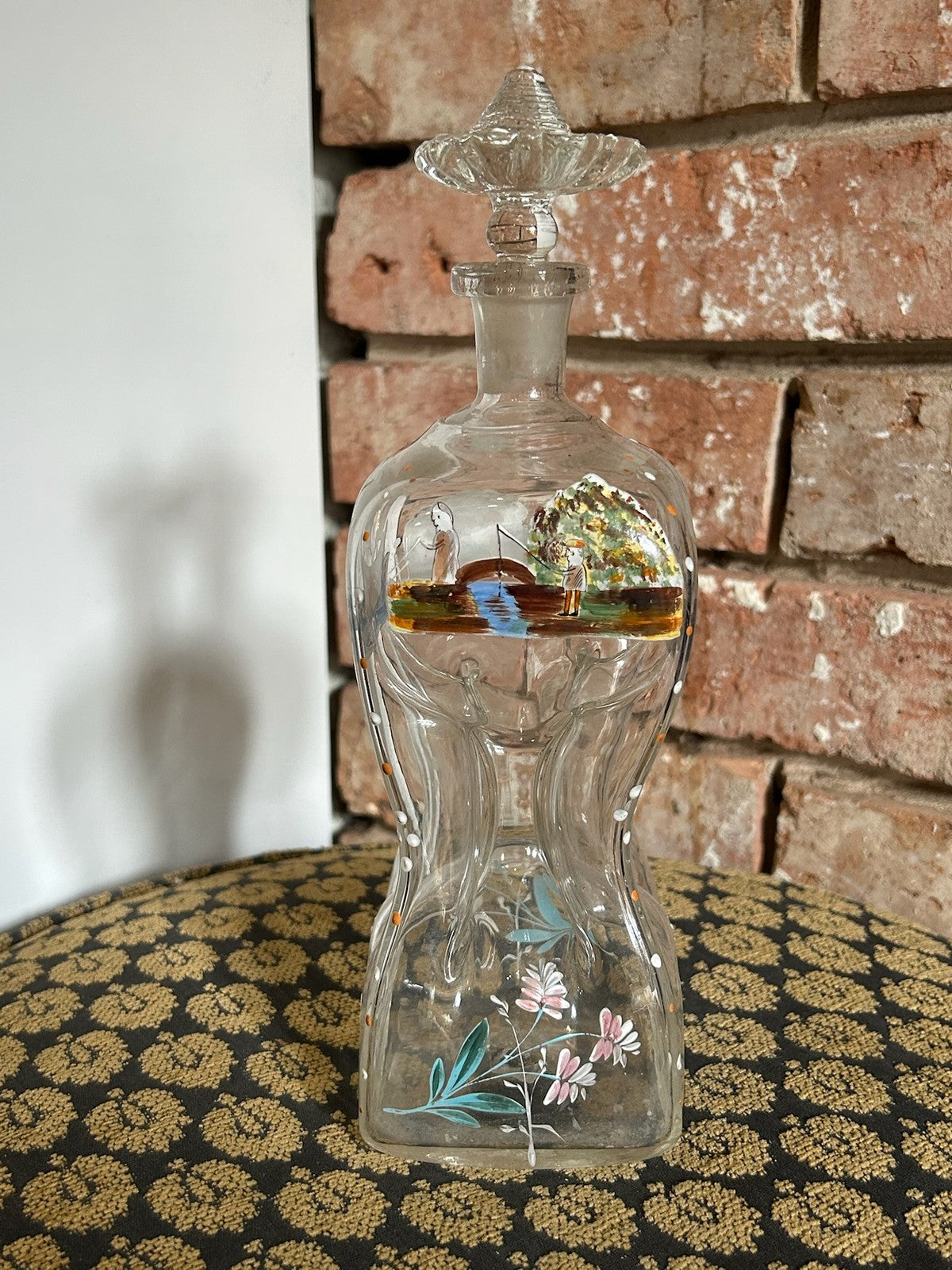 Vintage Glass Decanter with Stopper Enamelled Crest Gilt Barware1