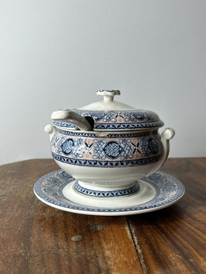 Descriptive image text