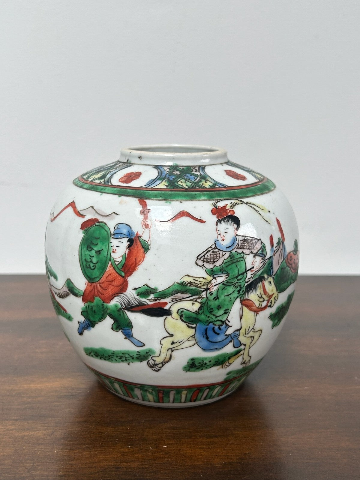 Antique Chinese Famille Verte Wucai Warrior Jar Kangxi Mark Late Qing Republic1