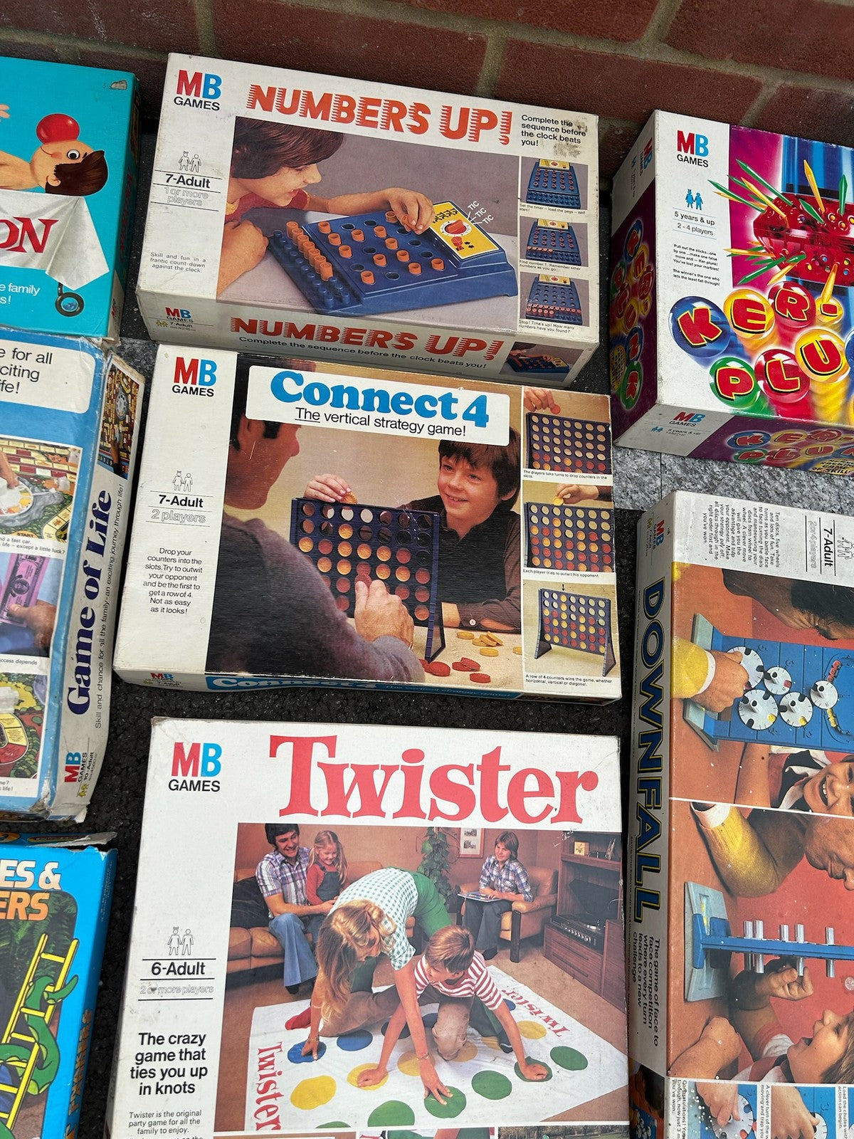 Job Lot of Various Vintage Board Games As Found Cluedo Twister Battleship3