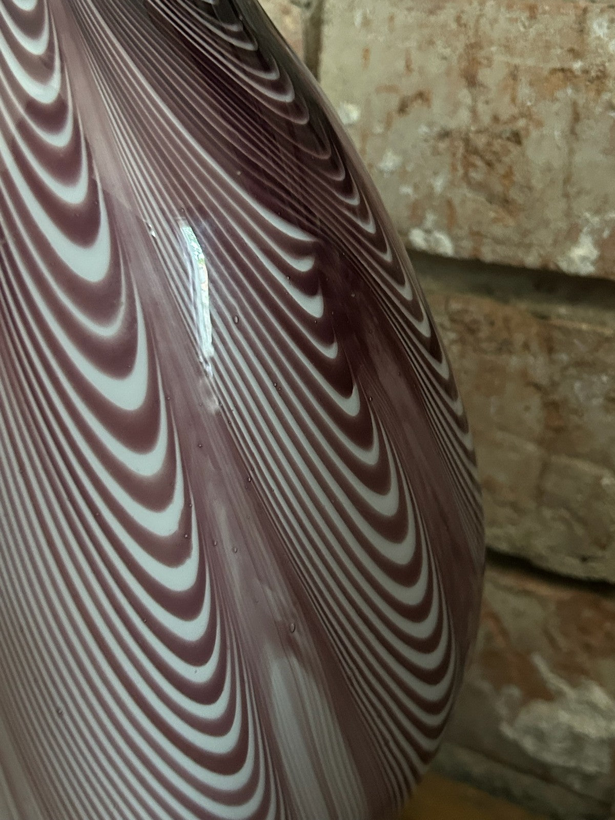 Vintage Murano Style Art Glass Vase Amethyst White Feather Pulled Design Ruffled6