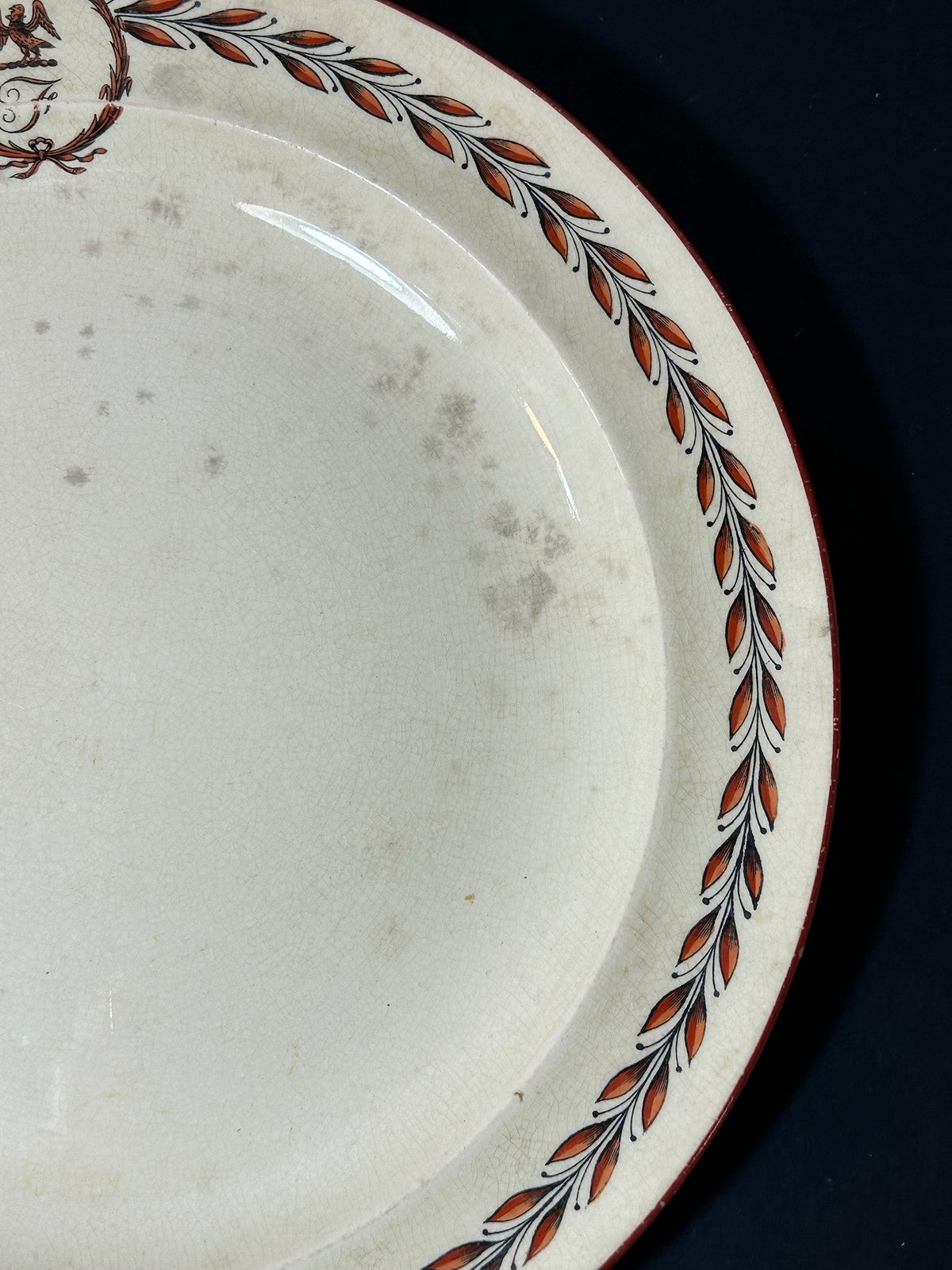 Antique Wedgwood Queens Ware Crested Plate Eagle Laurel Mortlocks 1887 25cm A/F2