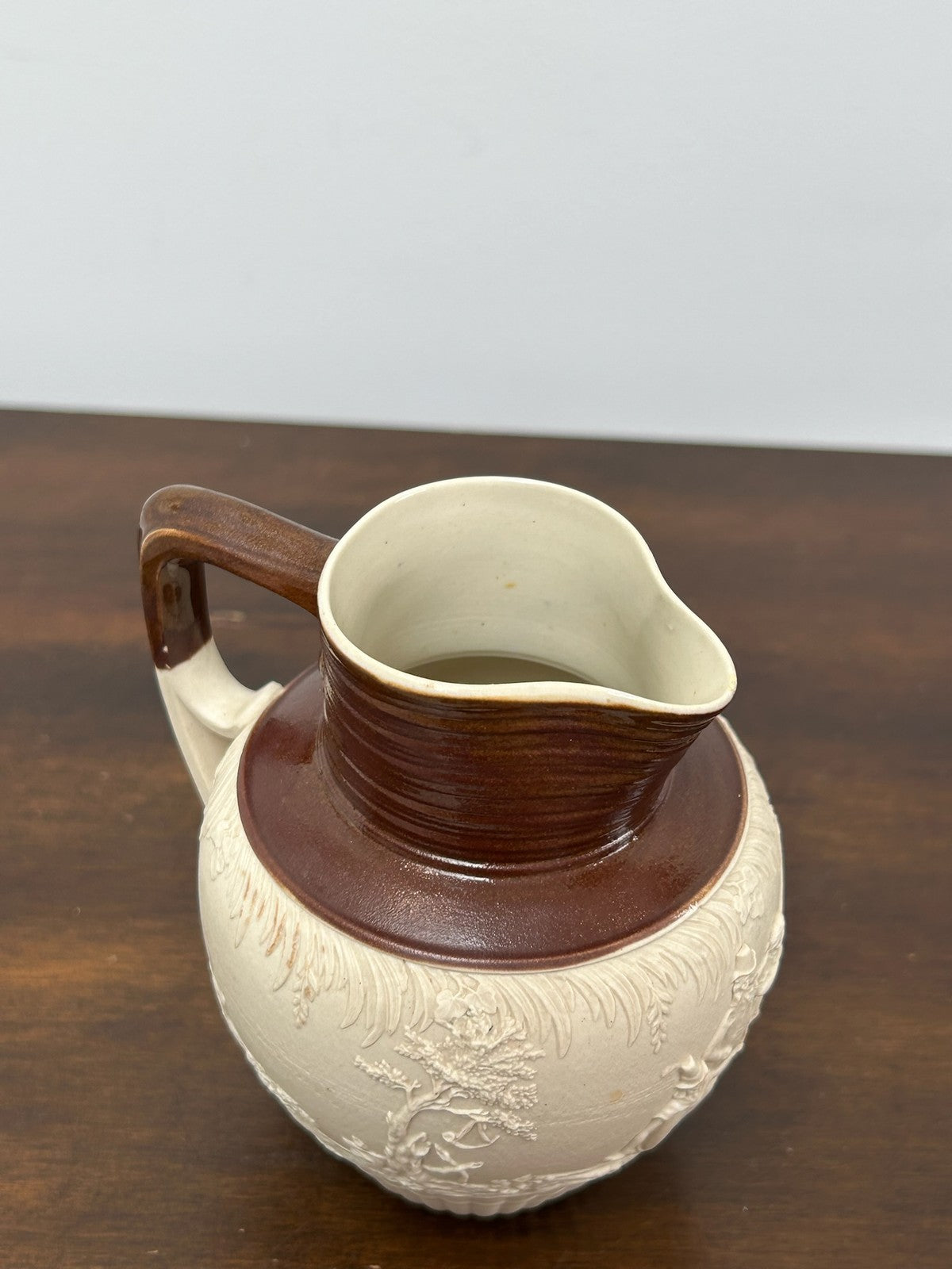 Antique Turner Stoneware Jug c1800 Sprigged Sporting Scene Georgian Drabware5