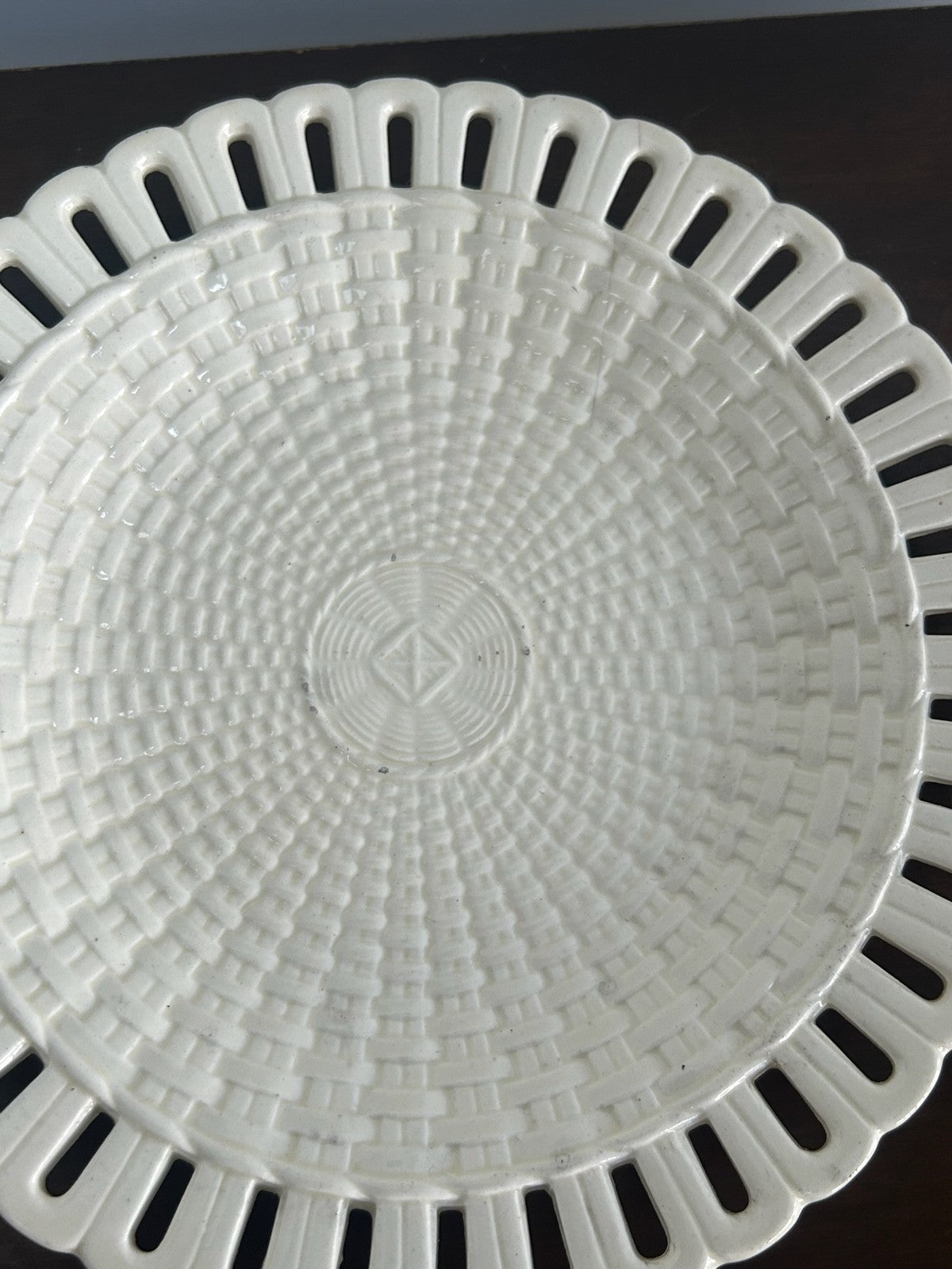 Waechtersbach Pierced Creamware Reticulated Plate 23cm (hairline)3