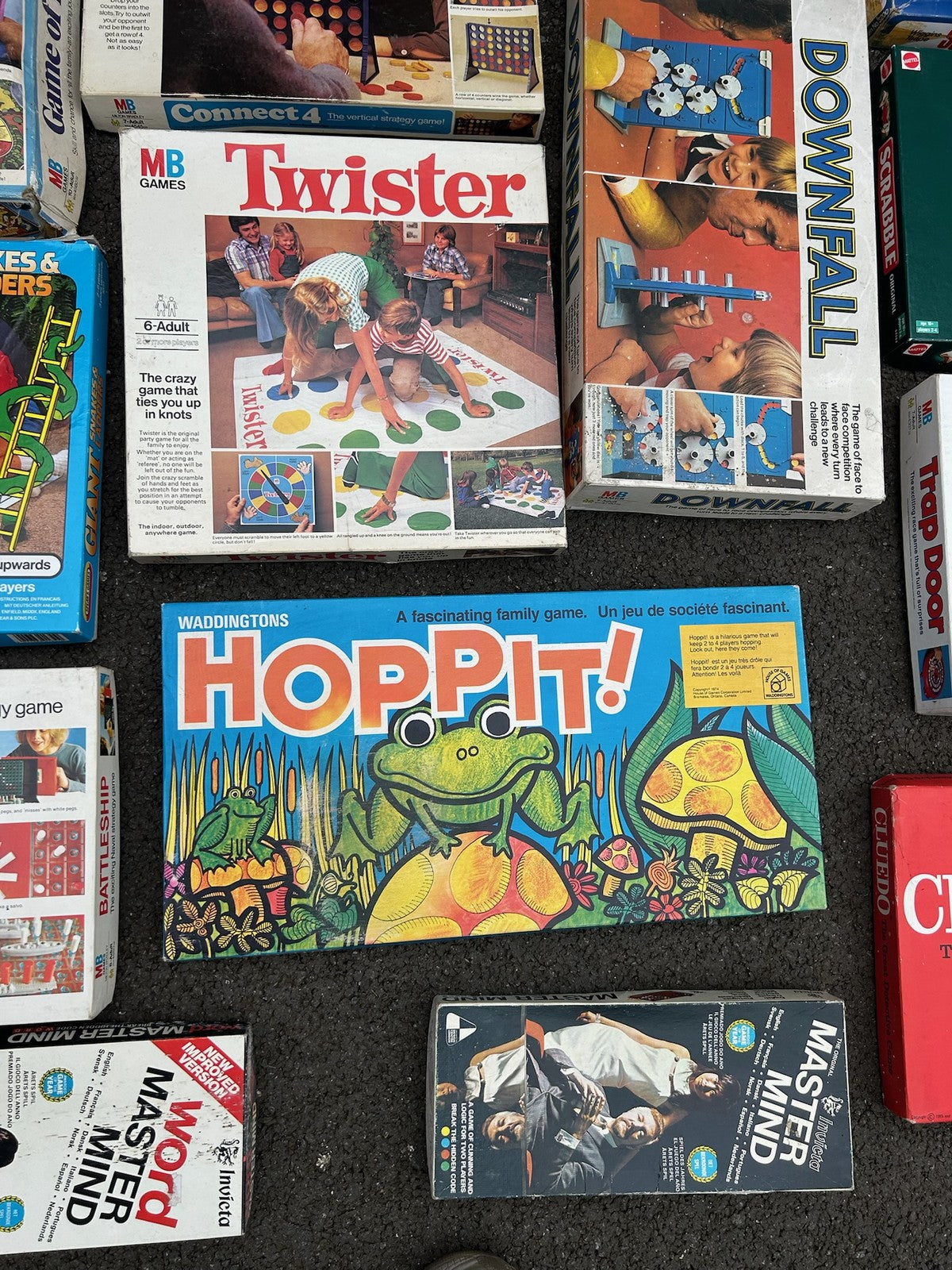 Job Lot of Various Vintage Board Games As Found Cluedo Twister Battleship4