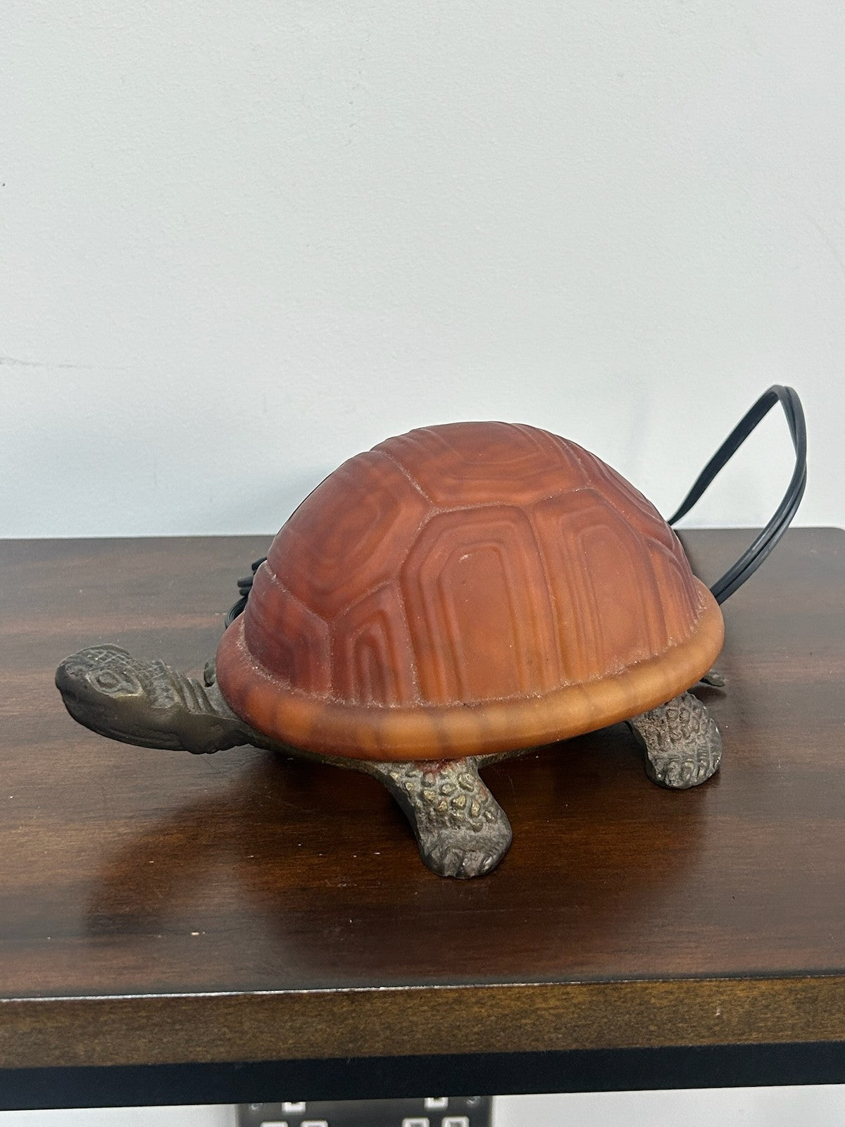 Novelty Tortoise Table Lamp Glass Shell Cast Base Untested 21cm1
