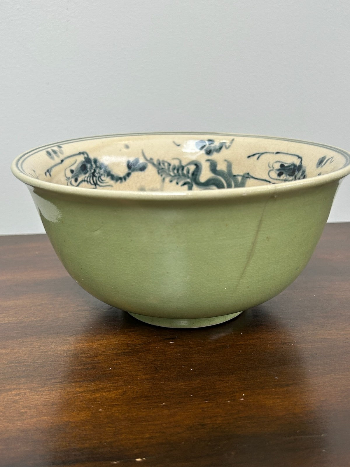 Celadon Glazed Bowls Blue & White Interior A/F Hairline Korean3