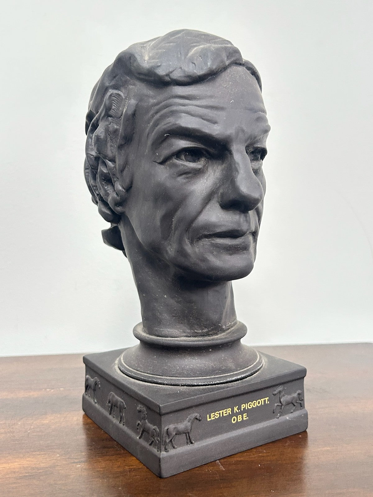Wedgwood Black Basalt Bust Lester Piggott OBE 23cm8