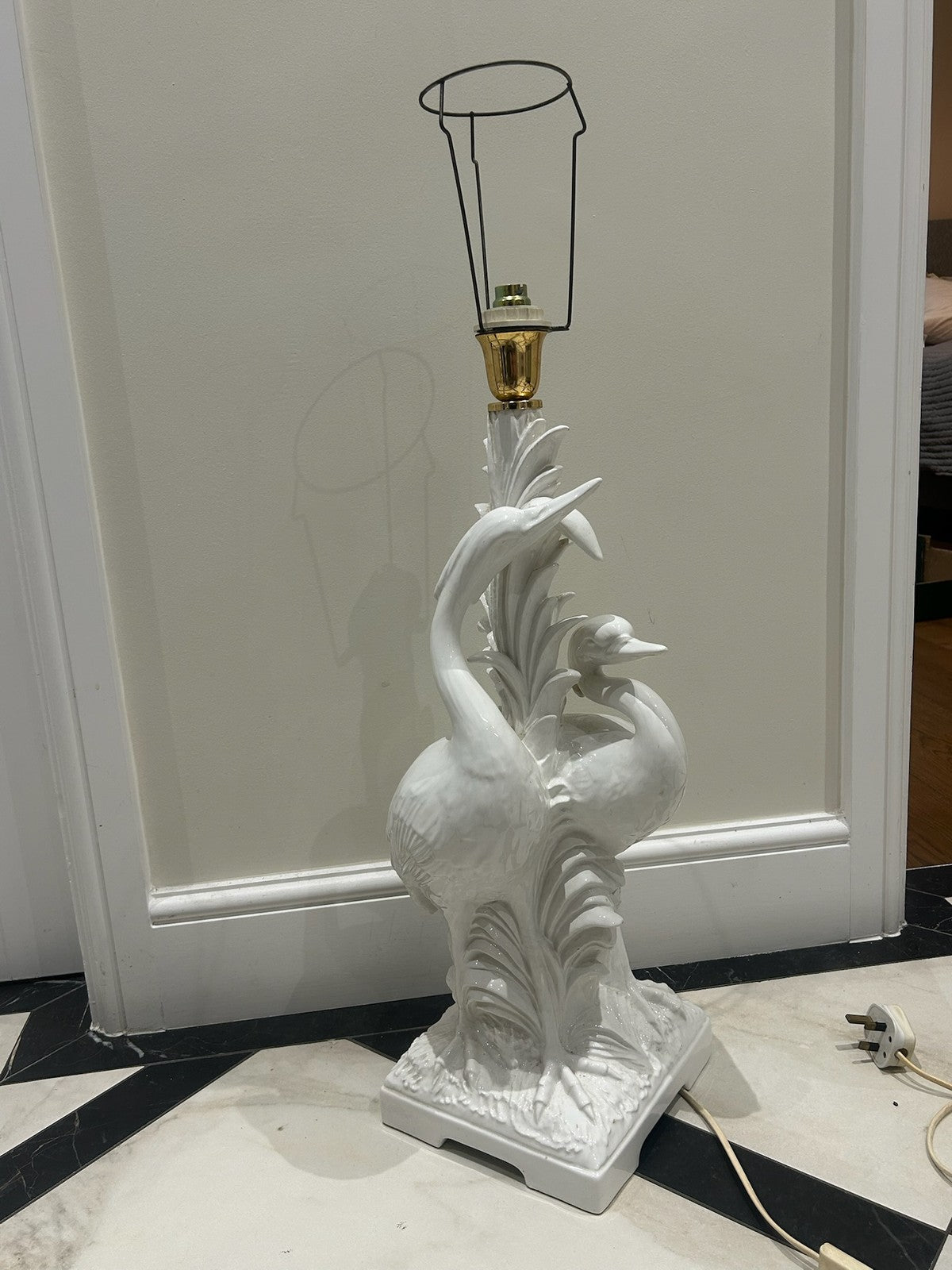 Vintage Italian Chinoiserie White Heron Bird Table Lamp Hollywood Regency 81cm0