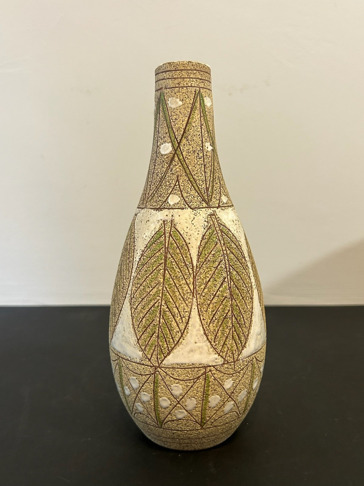 1960s Italian Studio Pottery Bottle Vase Sgraffito Diamond Leaf 23cm1