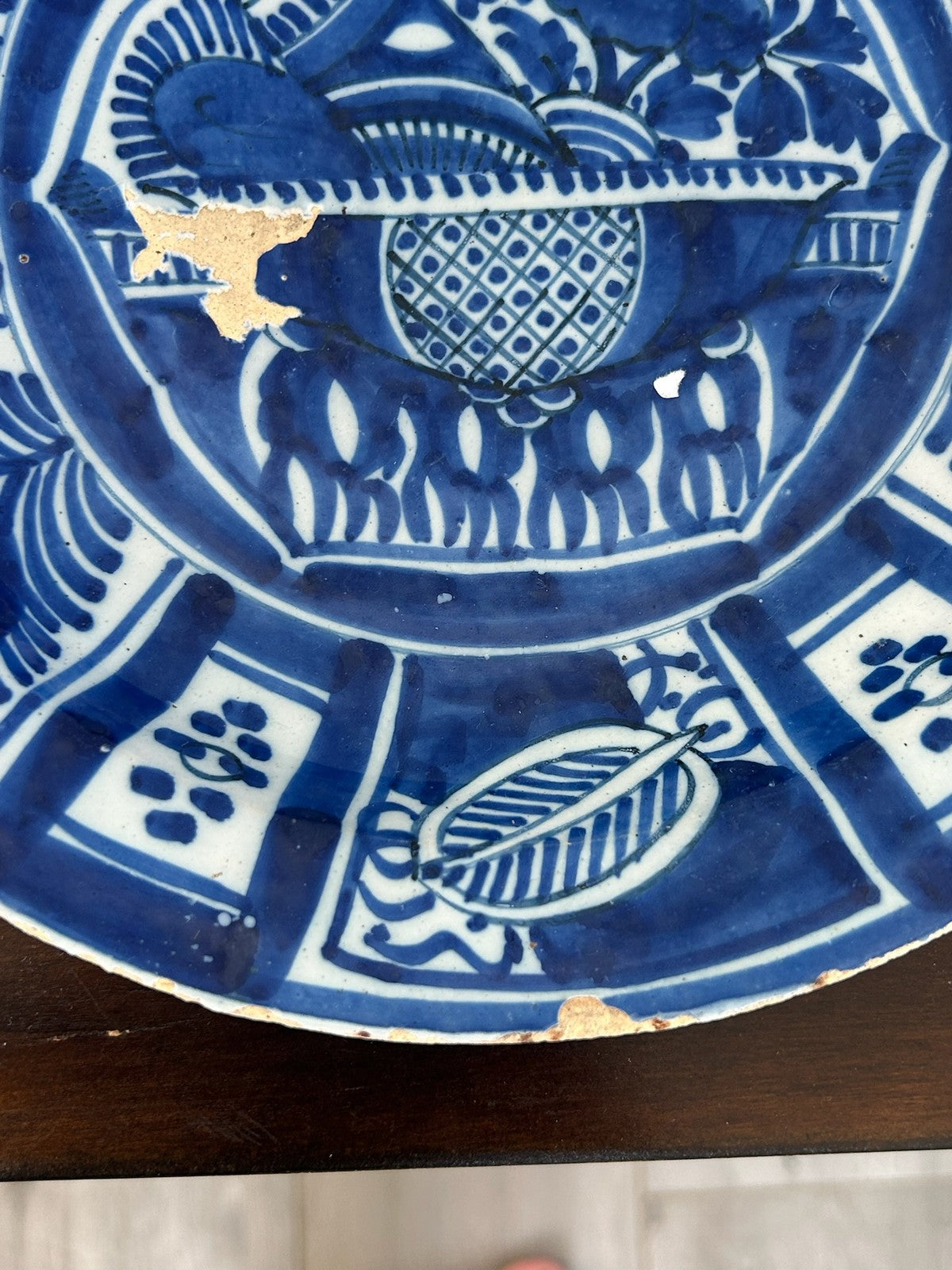 Antique 18th Century Delft Blue & White Charger Floral 26cm5
