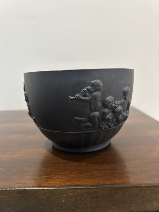 Wedgwood 18th Century Basalt Bowl Jasperware Putti