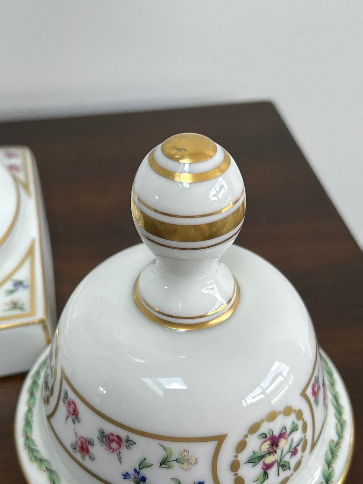 Rare Haviland Limoges Louveciennes Gilded Porcelain Covered Urns9
