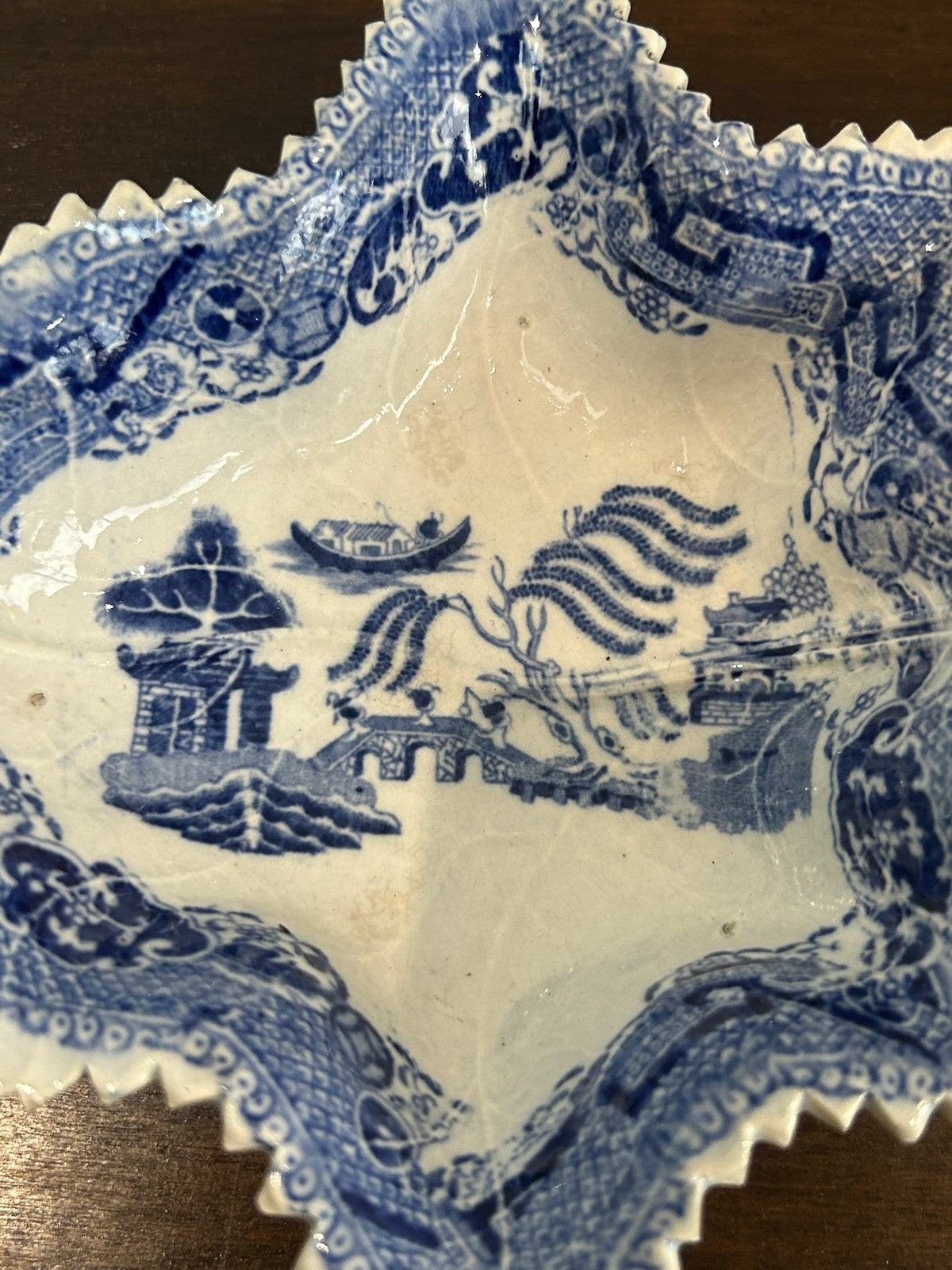 Antique 19th Century Blue White Willow Pattern Leaf Shaped Pickle Dish3