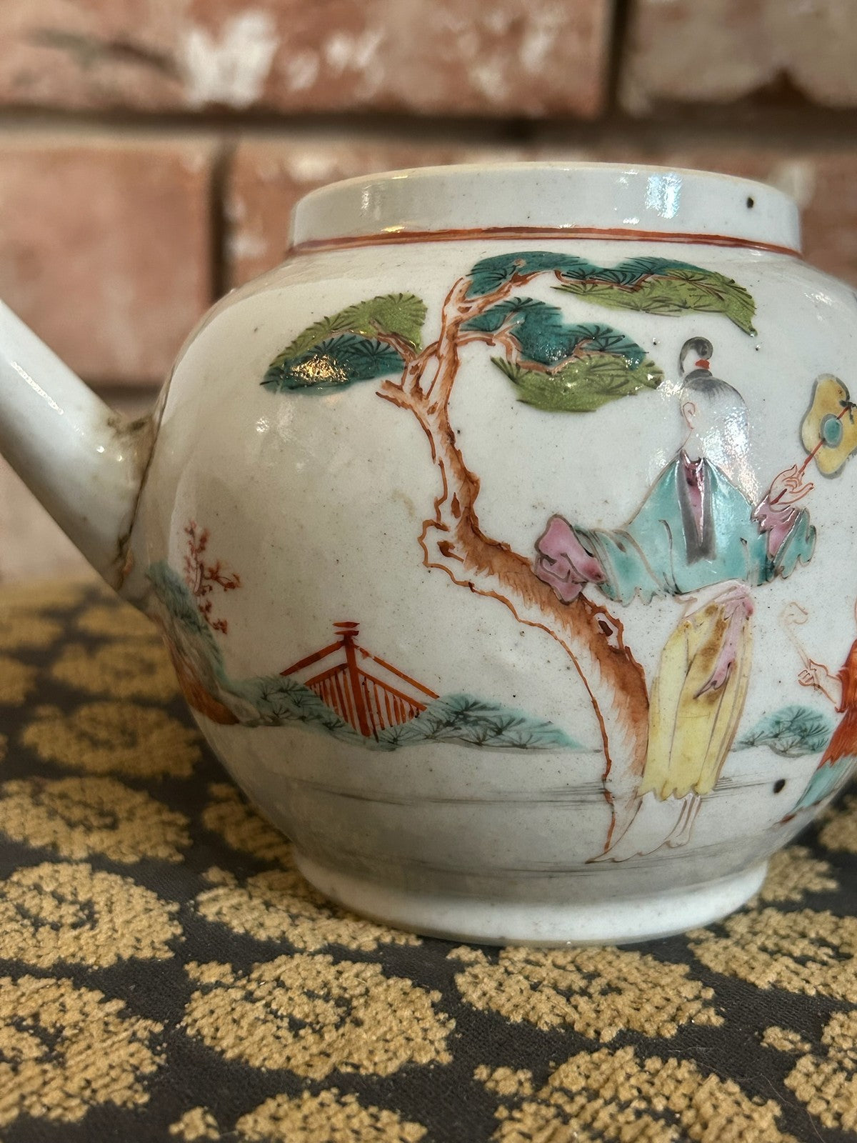 Antique Chinese Export Famille Rose Teapot Figures Under Tree Hand Painted17