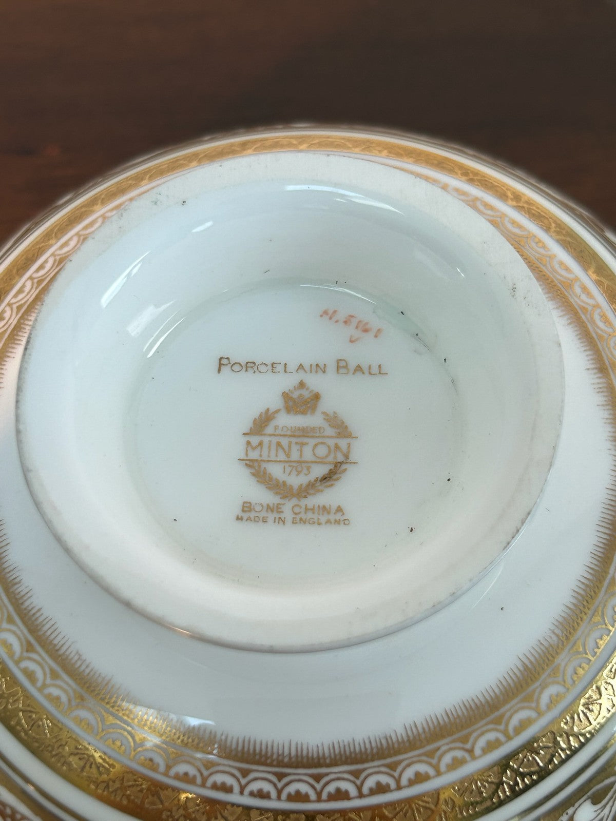 Minton Porcelain Ball Bone China Cream Soup Cup Twin Handled Gilt Pattern H51614
