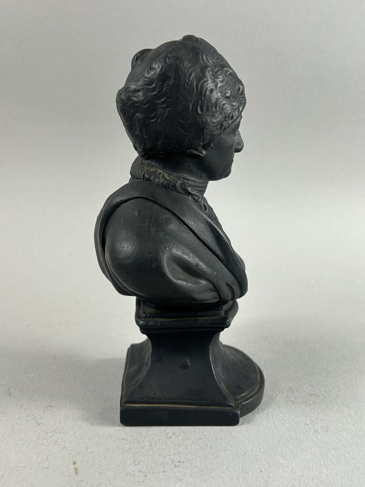 18th Century Black Basalt Bust of Rousseau in Wedgwood Style