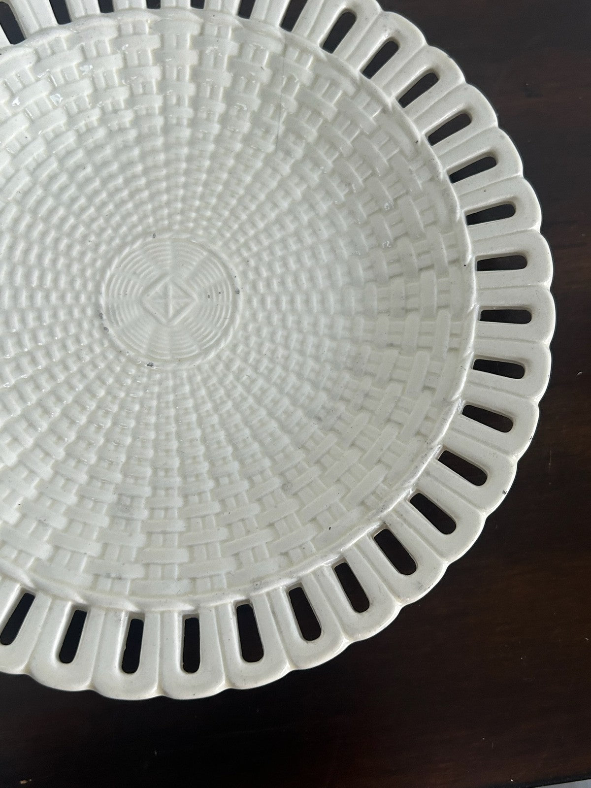Waechtersbach Pierced Creamware Reticulated Plate 23cm (hairline)5