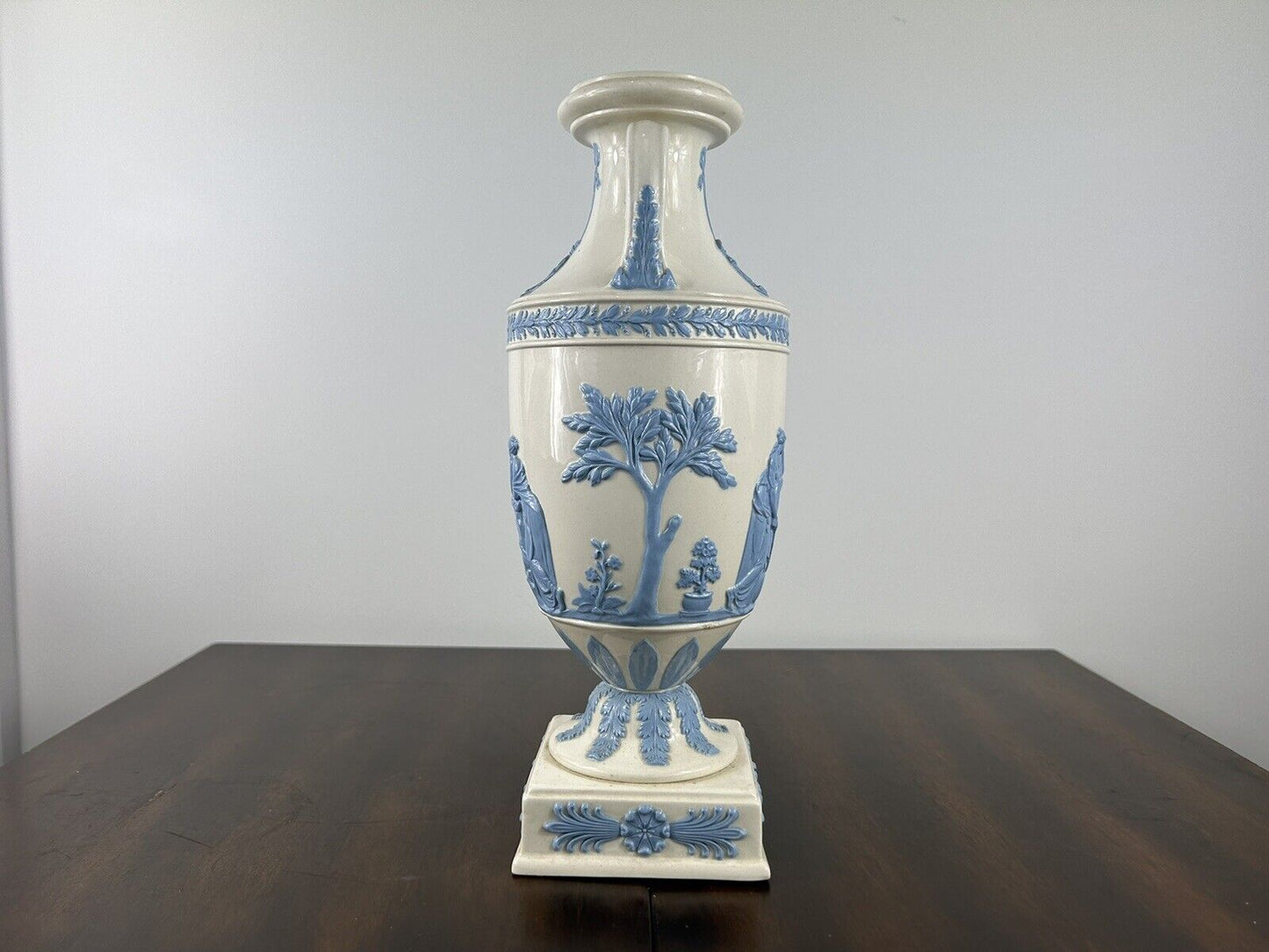 Wedgwood Queensware Trophy Vase Porcelain Wedgwood Urn