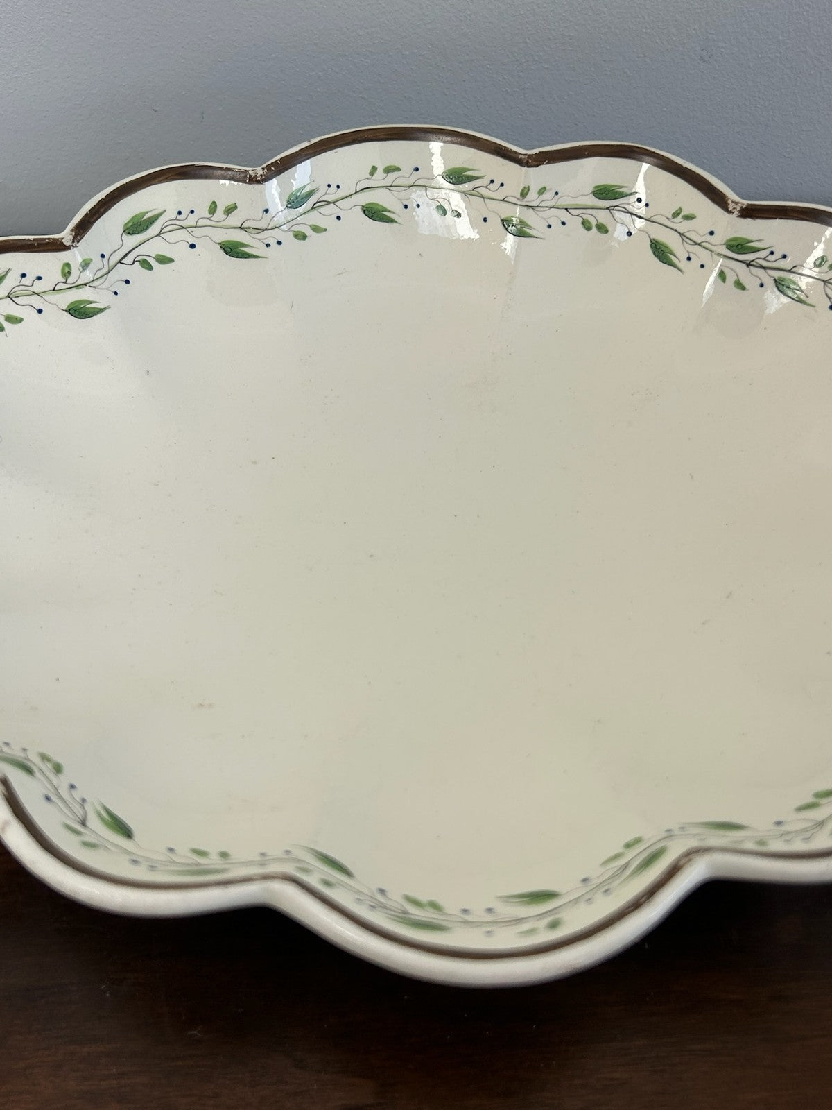 Antique Creamware Lobed Dish Green Painted Leaf Border2