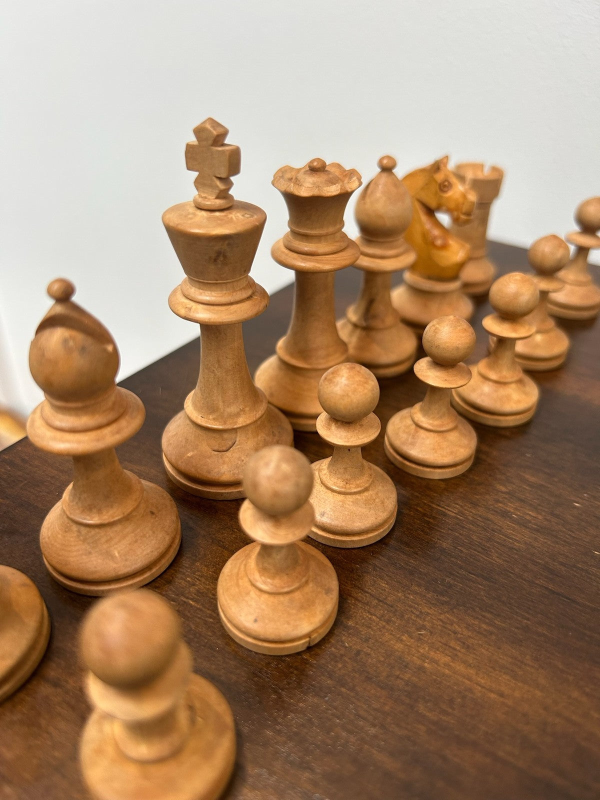 Vintage Wooden Chess Set Complete with Original Storage Box Staunton Style2