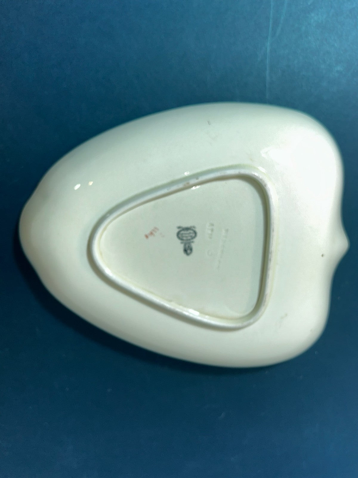 Antique Wedgwood Queens Ware Crested Heart Shaped Dessert Dish Mortlocks 18873