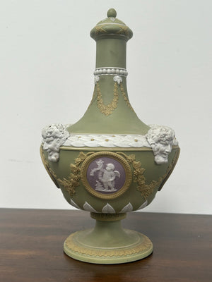 Wedgwood Tricolour Green Jasper Vase Cover Lilac Medallions 19th Century