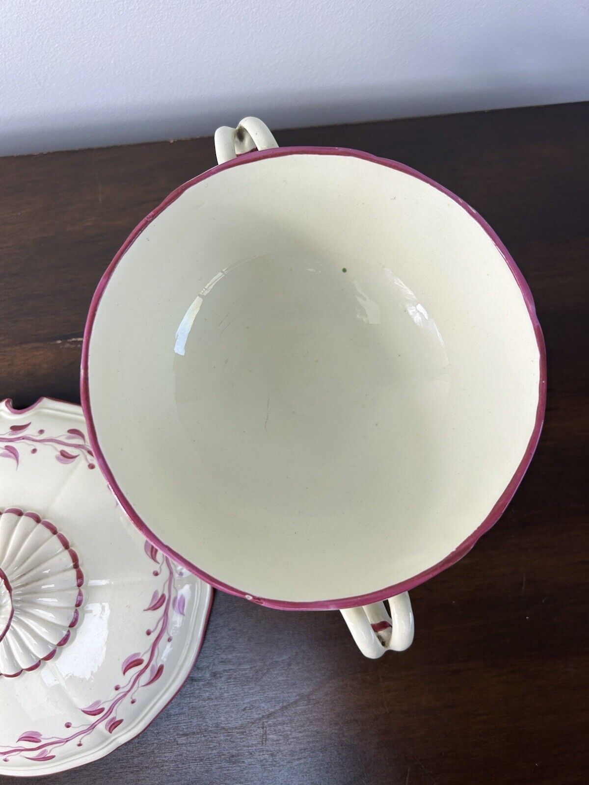 Wedgwood Creamware 1800 Lidded Twin Handle Bowl