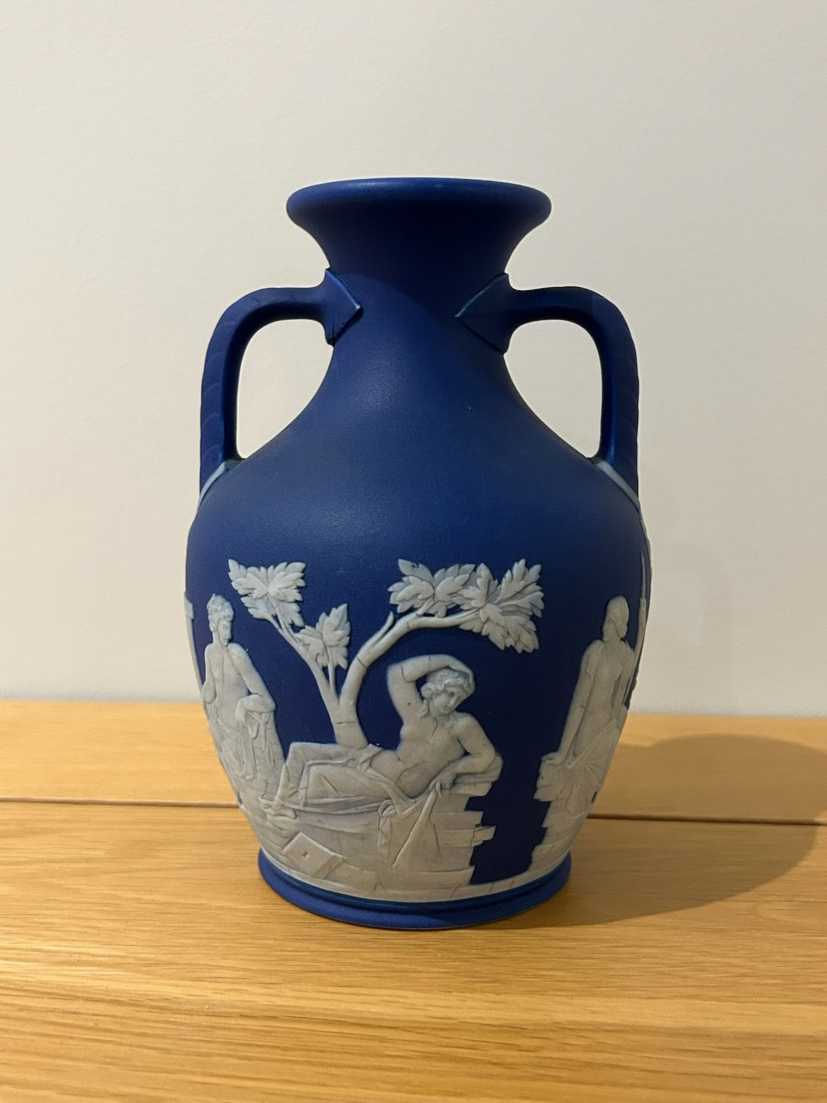 Antique Wedgwood Portland Vase Dark Blue Jasper Dip Impressed c1820 50 16cm 12