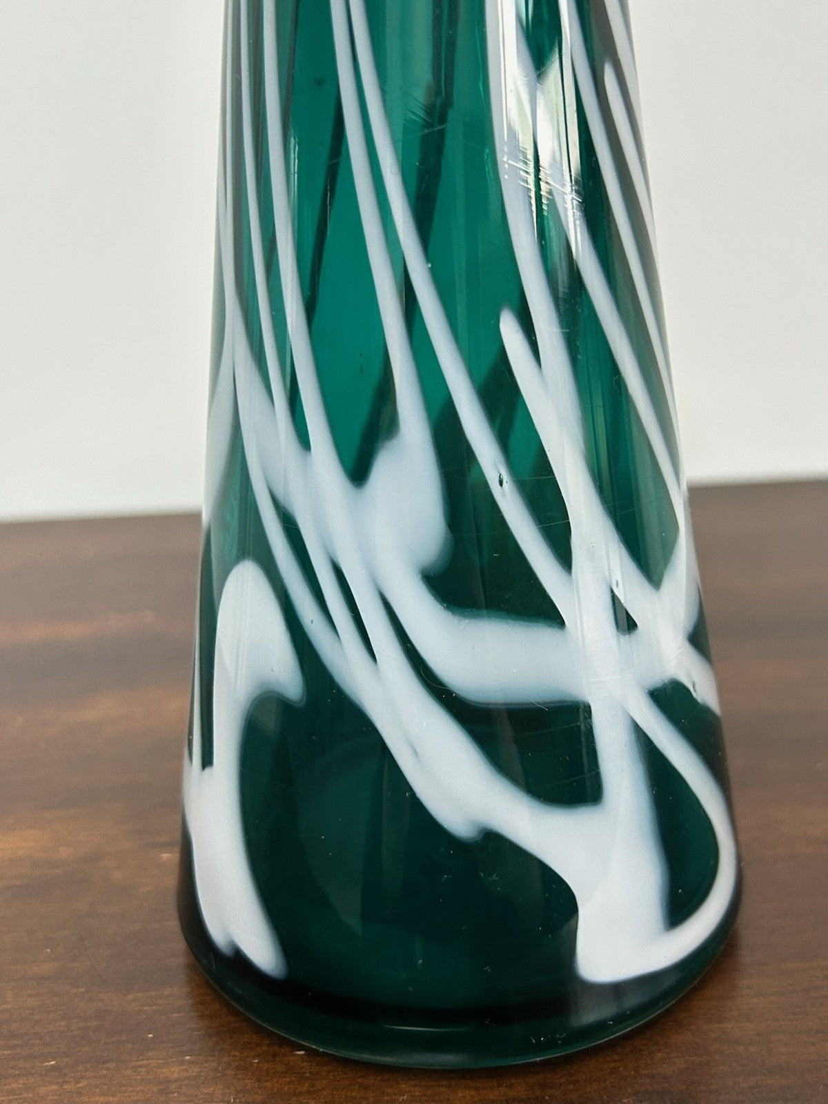 Vintage Murano Style Green White Swirl Art Glass Tall Vase 19cm Mid Century6
