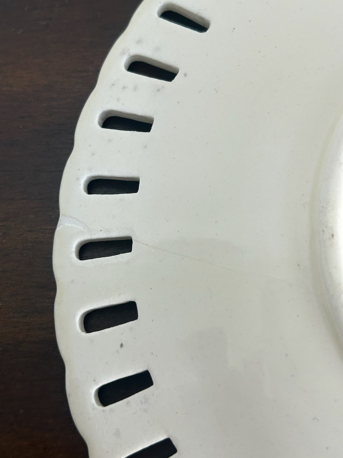 Waechtersbach Pierced Creamware Reticulated Plate 23cm (hairline)7