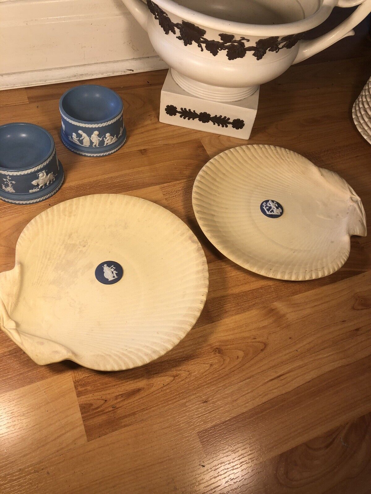 Pair wedgwood caneware shell dishes with attached intaglios