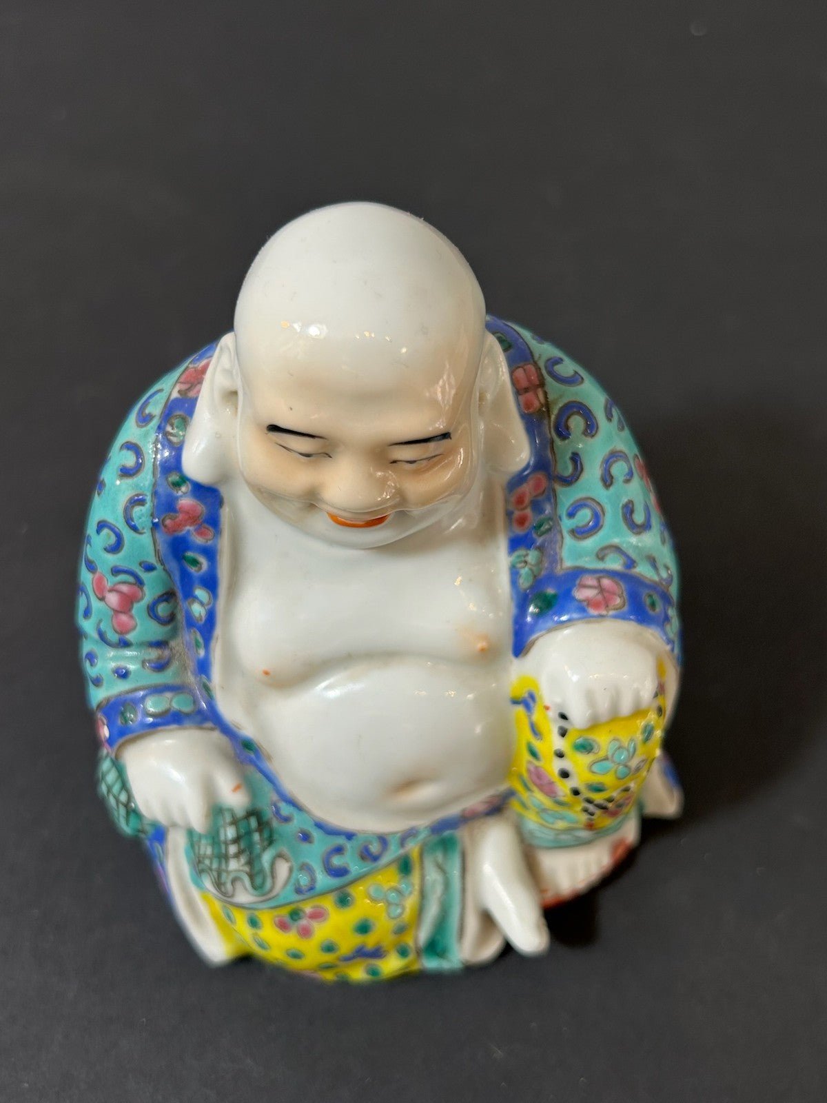 Chinese Famille Rose Porcelain Budai Laughing Buddha Figure Seal Mark 11cm4