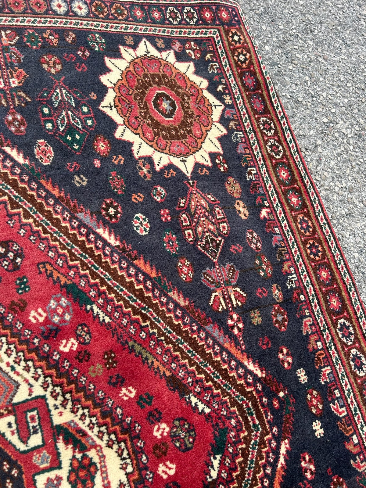 Vintage Oriental Rug Red Navy Central Medallion Floral Pattern Wool Fringed10