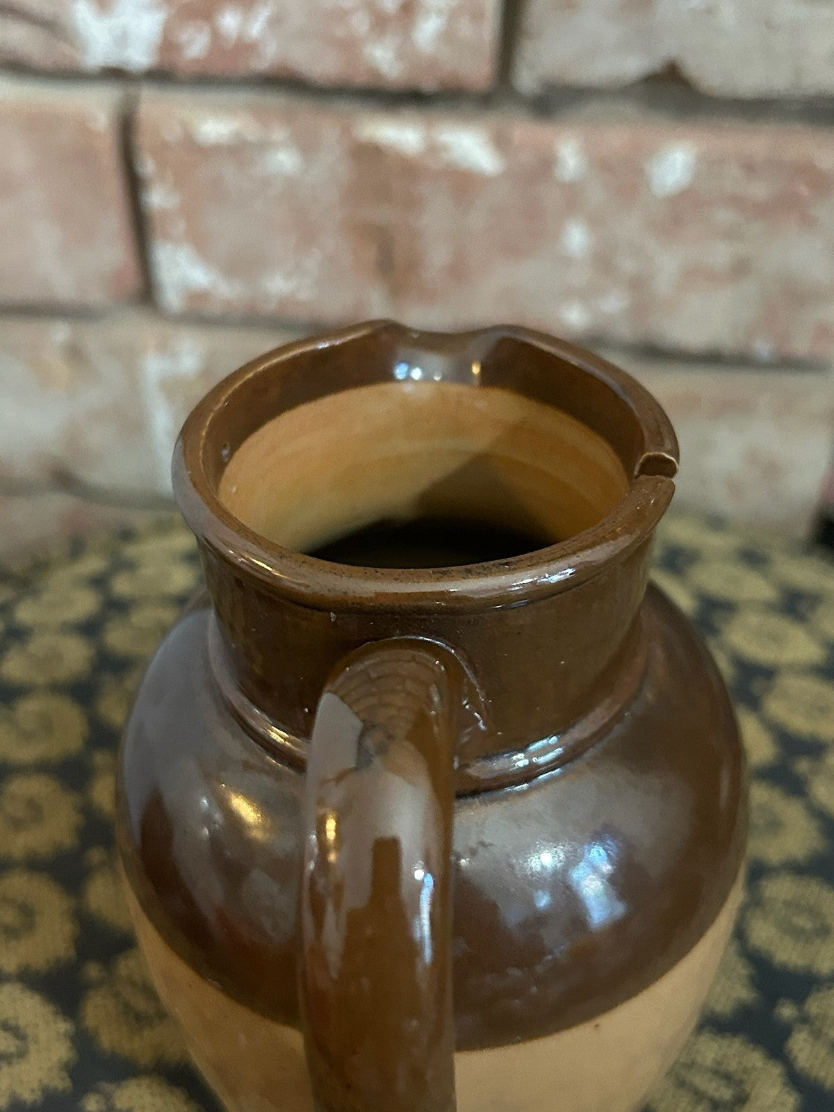 Royal Doulton Lambeth Salt Glaze Stoneware Jug Royal Arms Relief Two Tone7