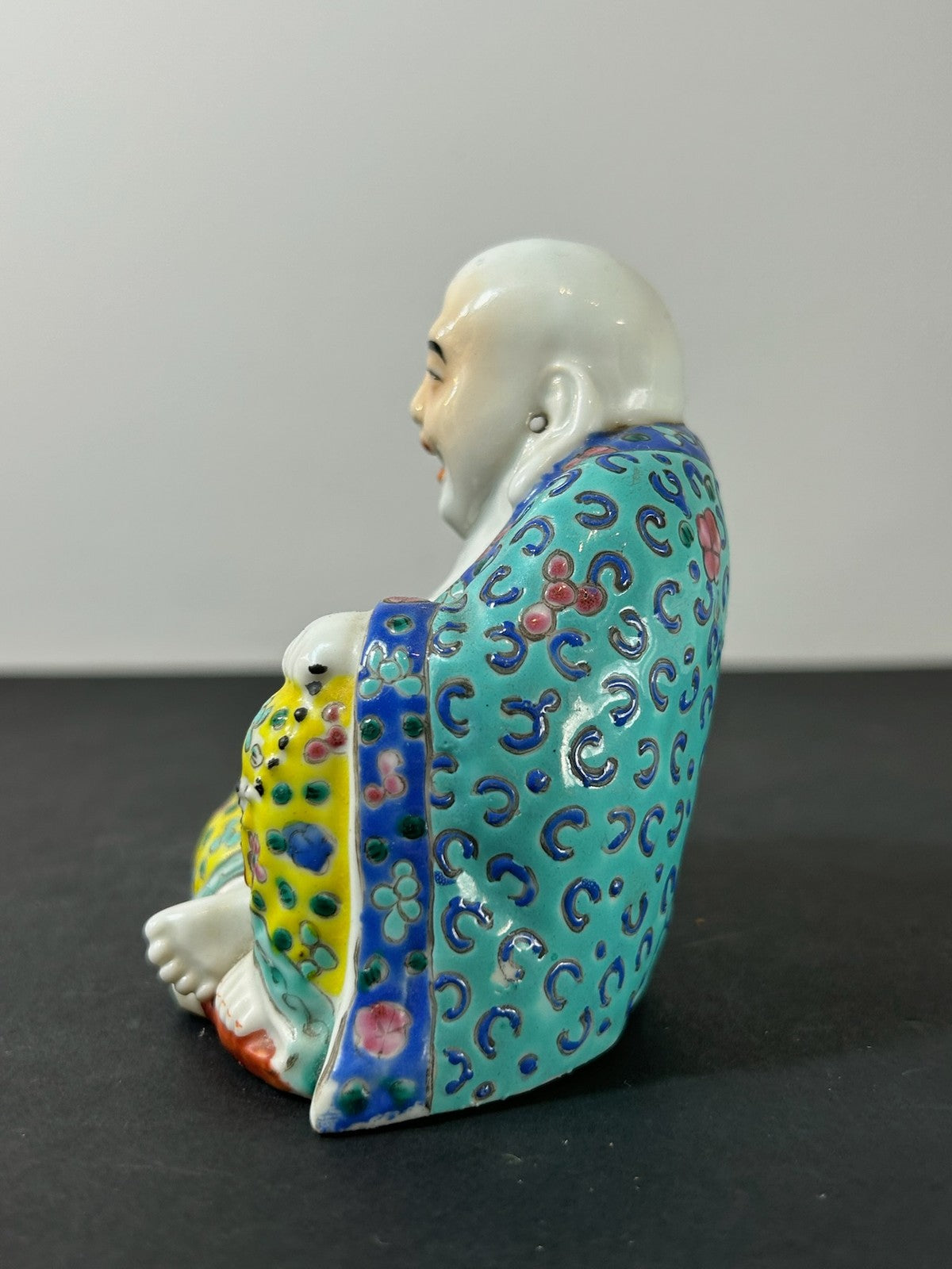 Chinese Famille Rose Porcelain Budai Laughing Buddha Figure Seal Mark 11cm3