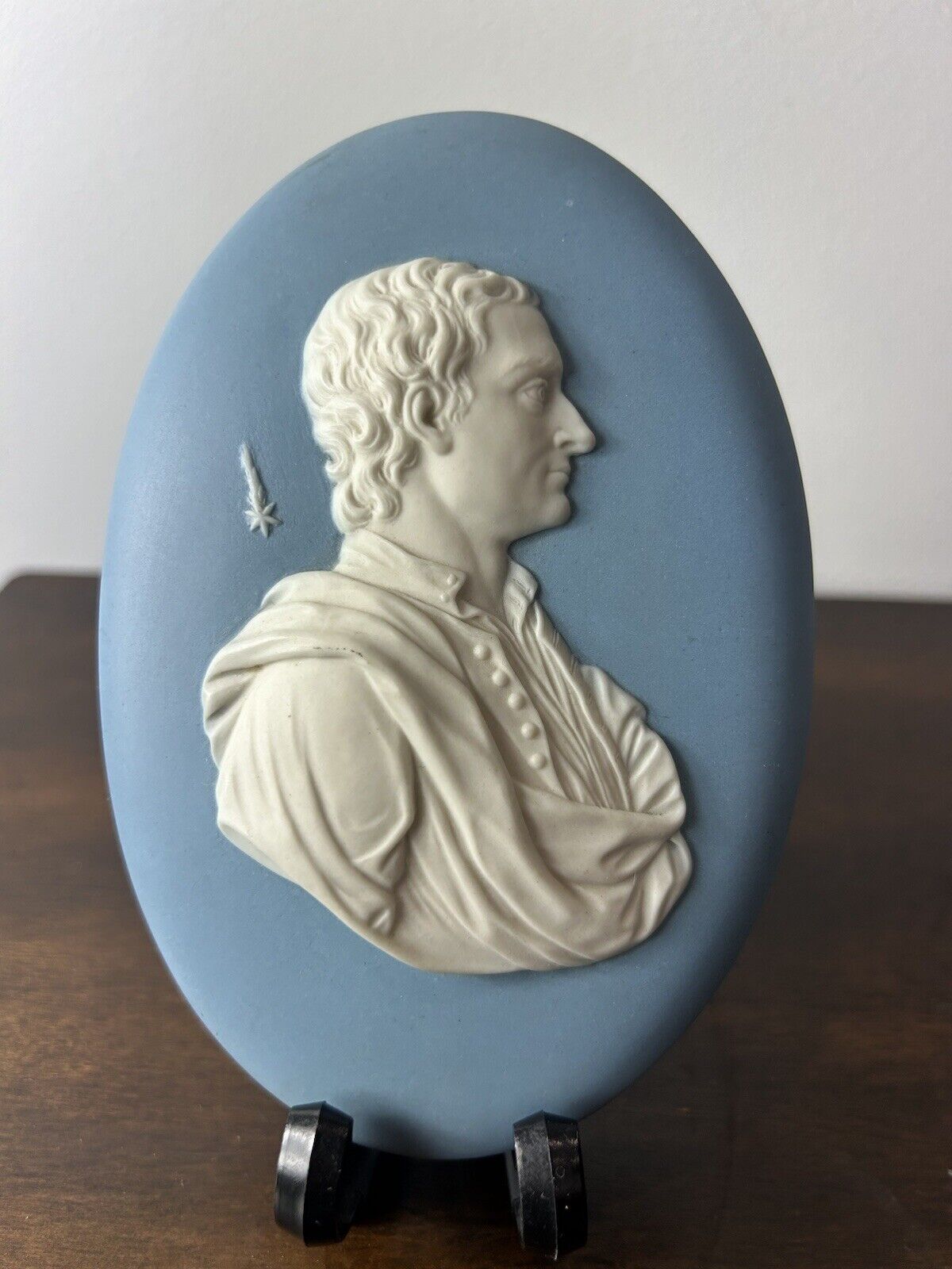 Wedgwood Blue Jasperware Isaac Newton Medalion Plaque Early