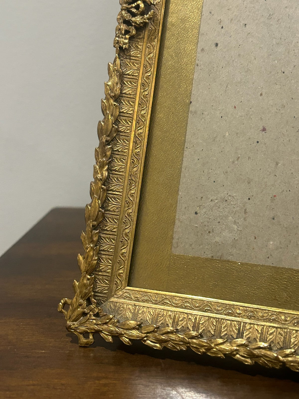 Antique Stern Brothers New York Gilt Metal Ornate Picture Photograph Frame4