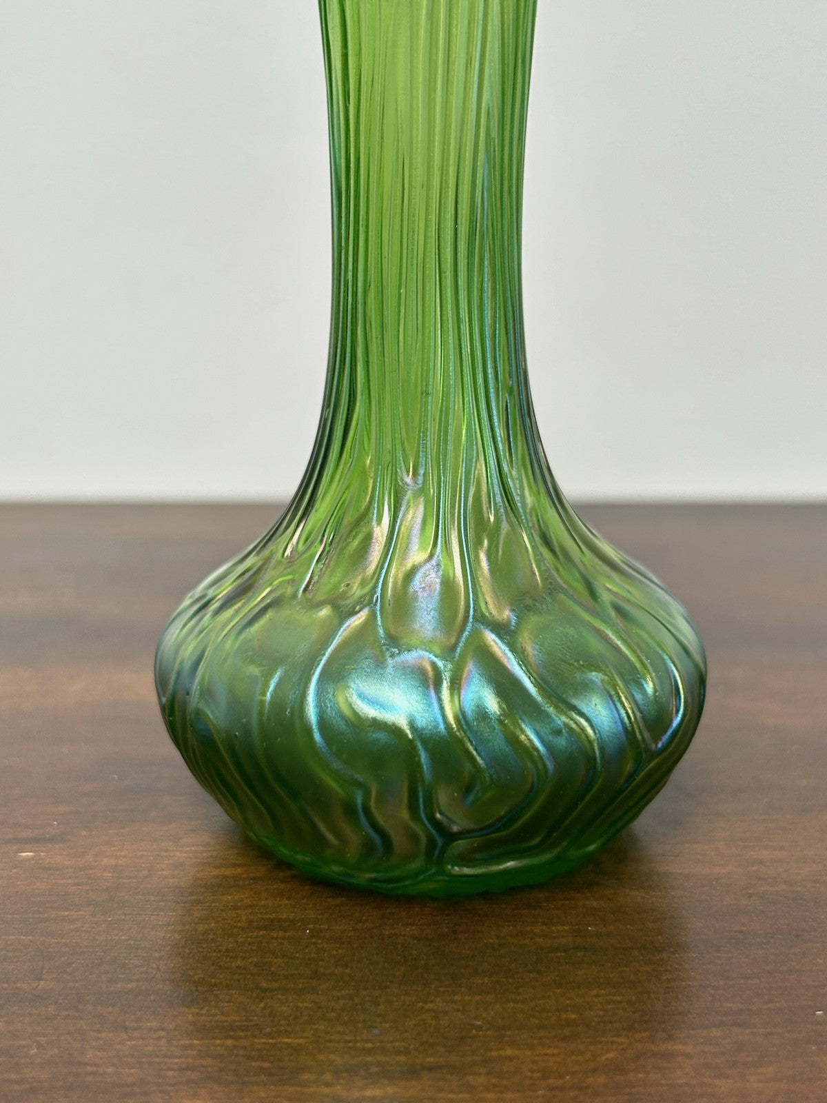 Loetz Bohemian Iridescent Art Glass Vase Green Oil Spot Bark 18cm3