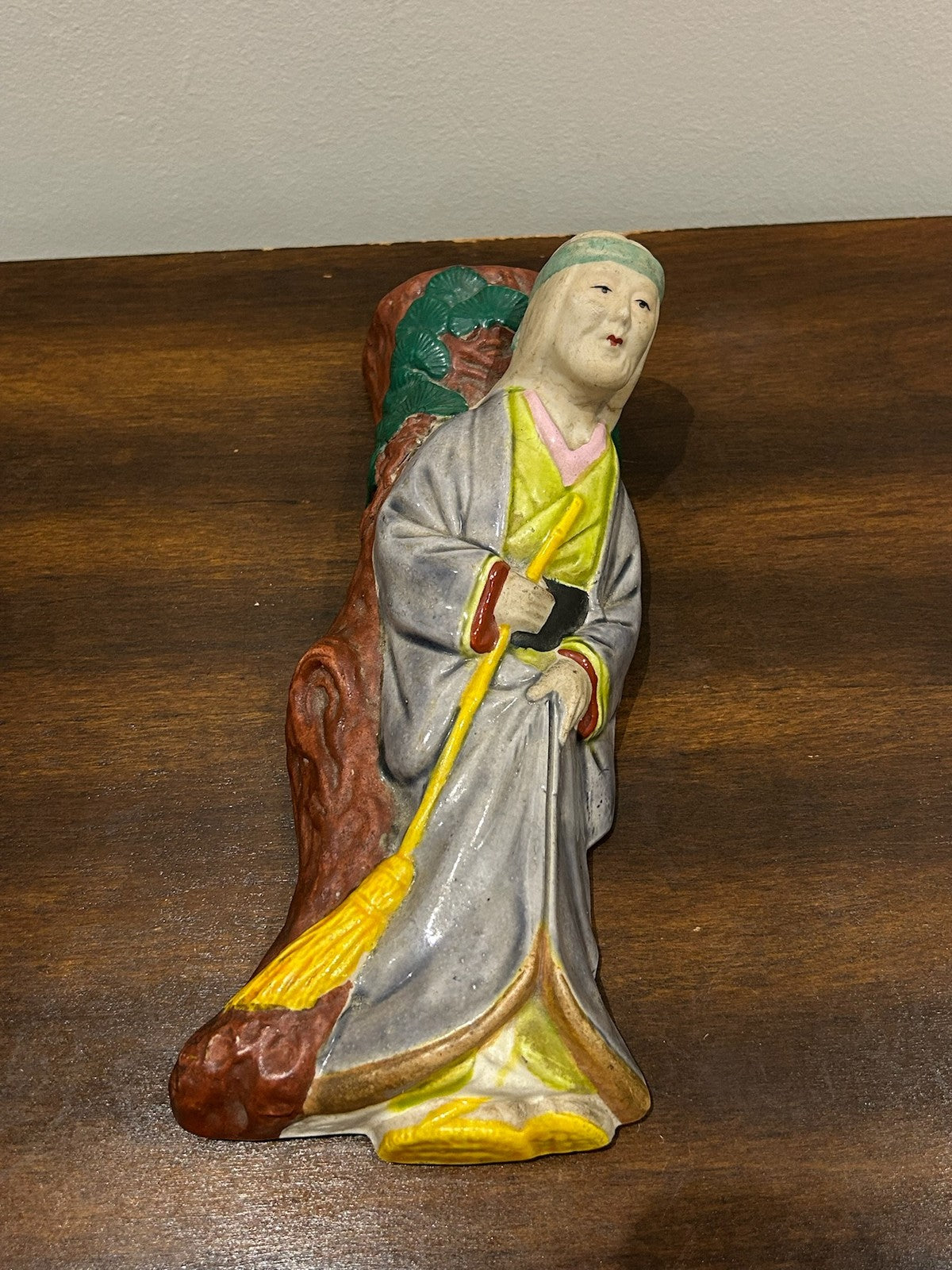 Japanese Glazed Pottery Figure Lady With Broom Meiji Taisho0