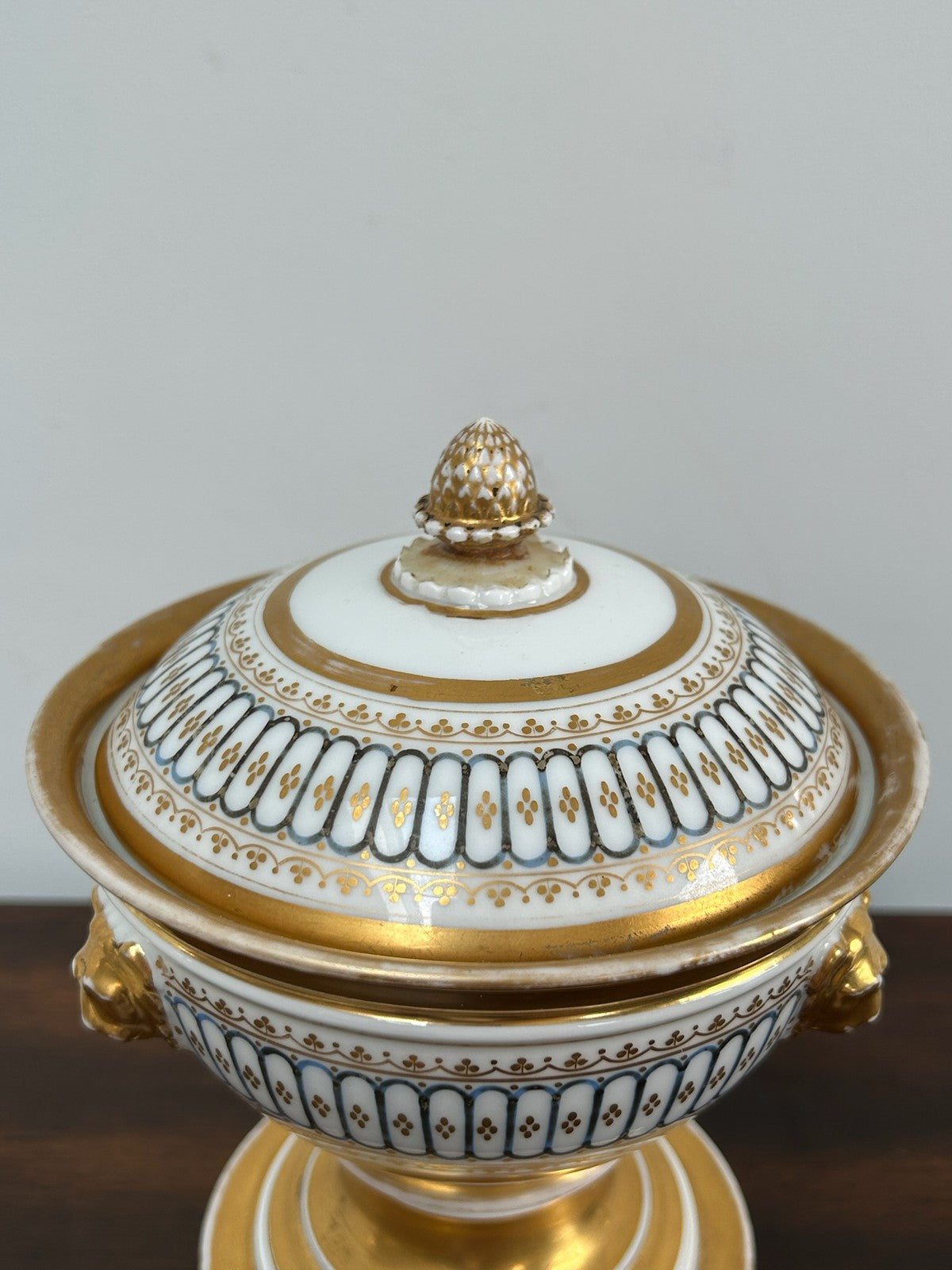 Antique Paris Porcelain Schoelcher Empire Covered Urn Lion Masks Paw Feet Gilt3