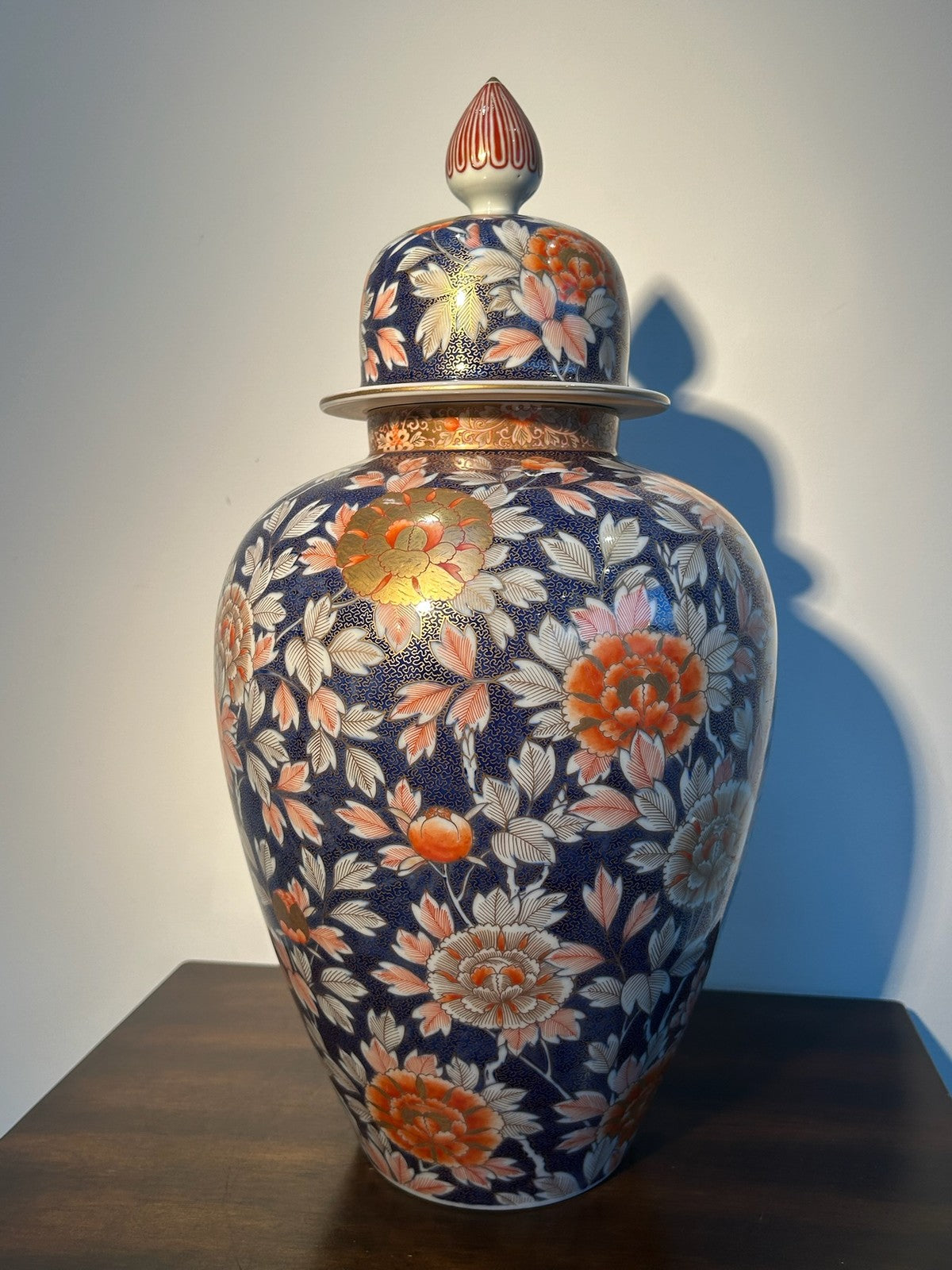 Large Antique Japanese Fukagawa Imari Lidded Temple Jar Meiji Period (A/F)14